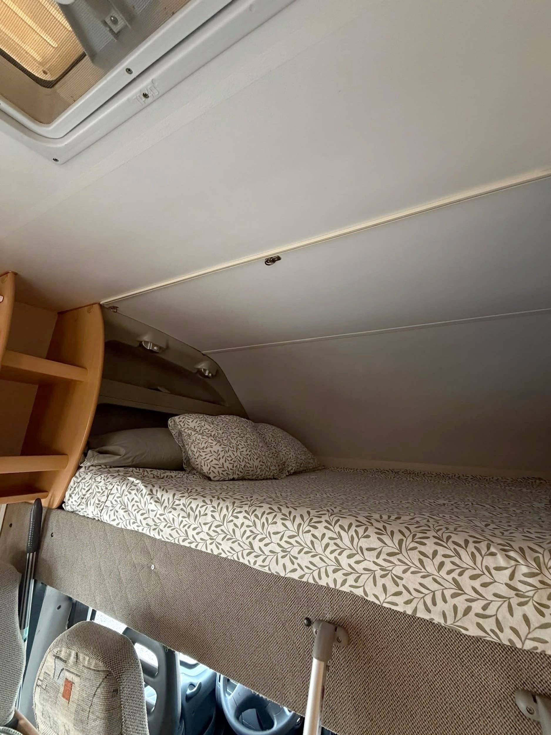 Berth Fiat Ducato 2.3 140 ch - Yescapa