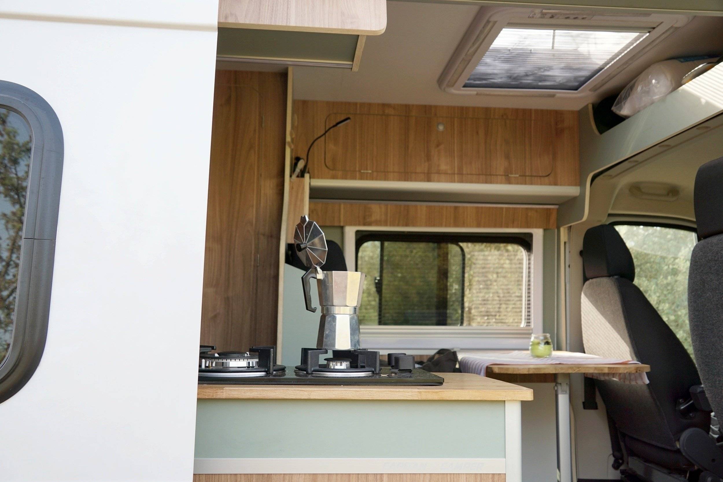 Eethoek Fiat Ducato 140 cv - Yescapa