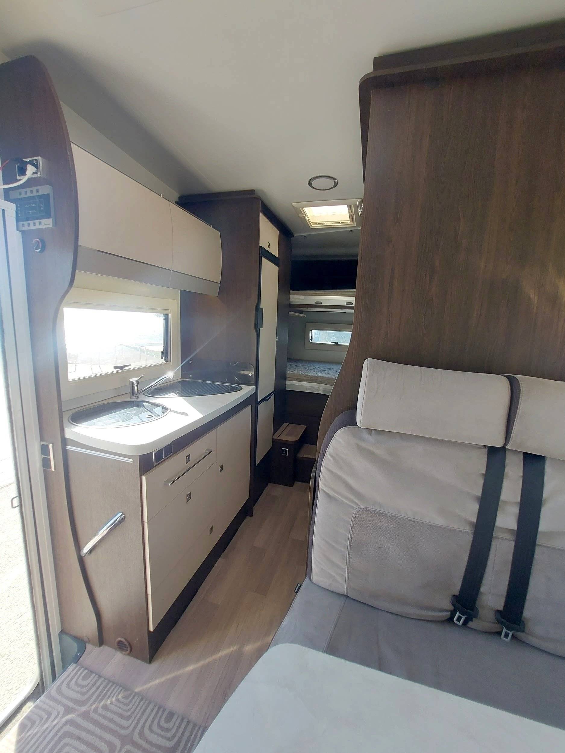 Benimar Transit 2,0 l 155 ch