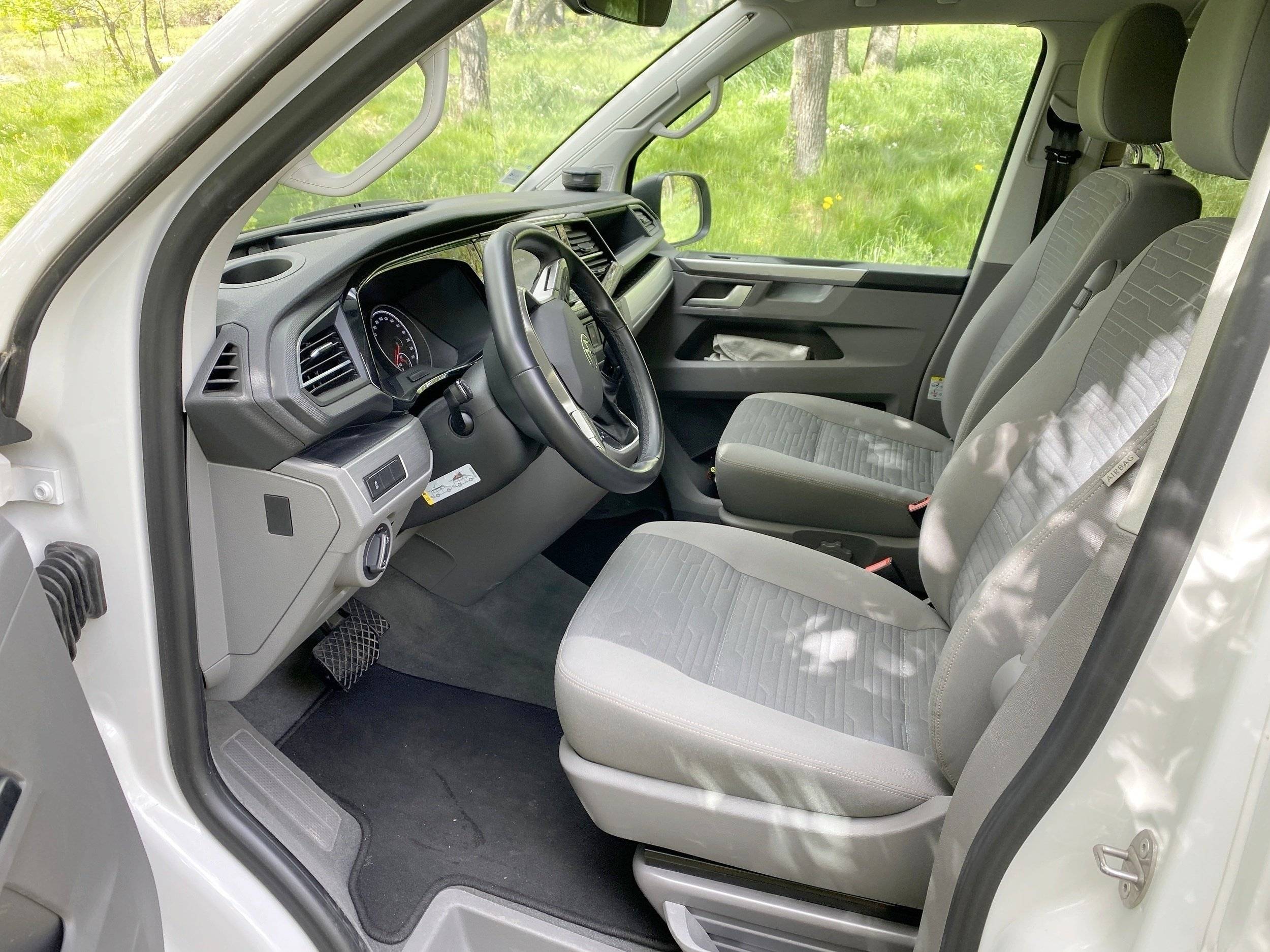 Volkswagen Volkswagen T6.1 California Coast