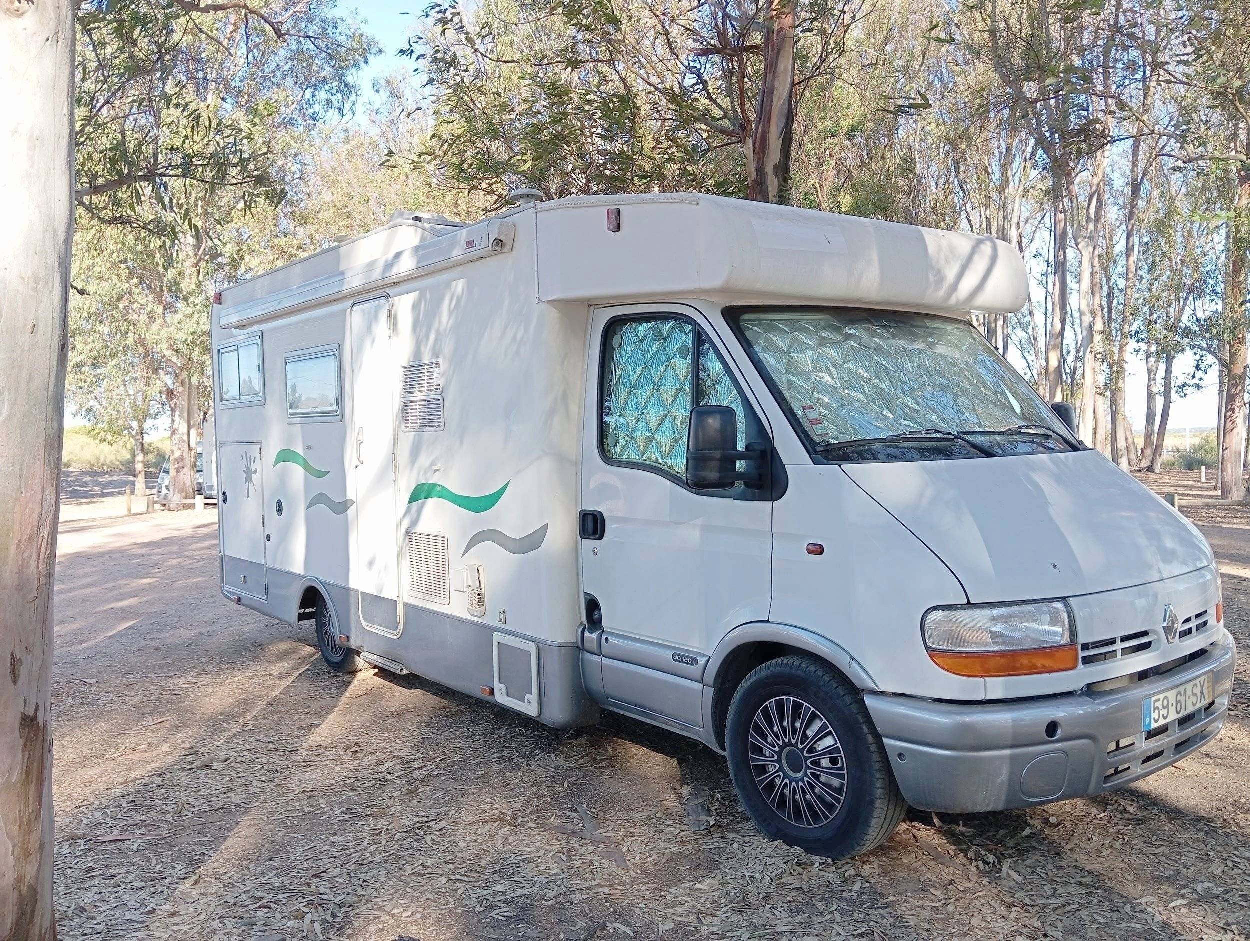 3 C Cartier/Brisebras Renault Master