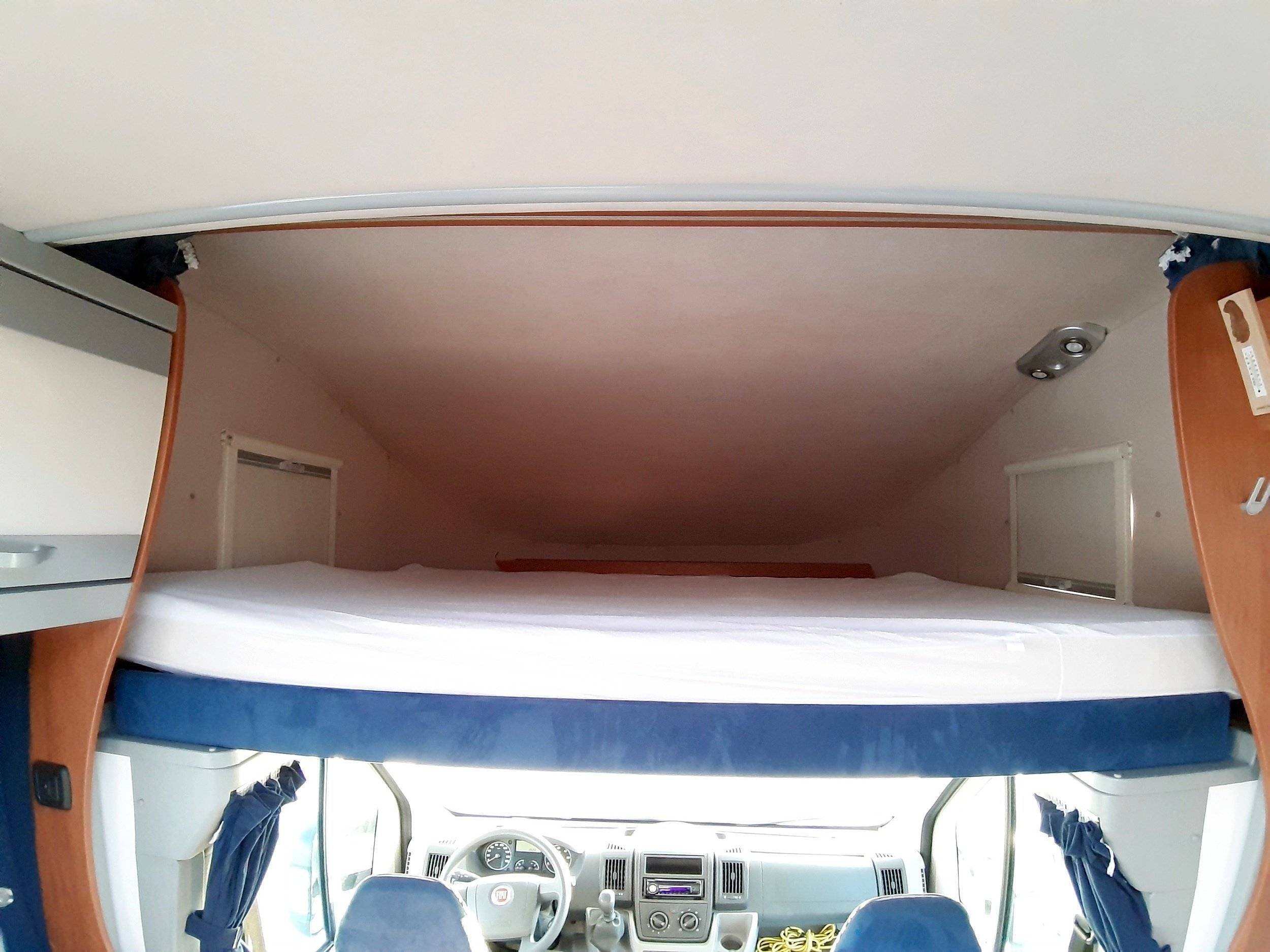 Karmann Mobil ON 700