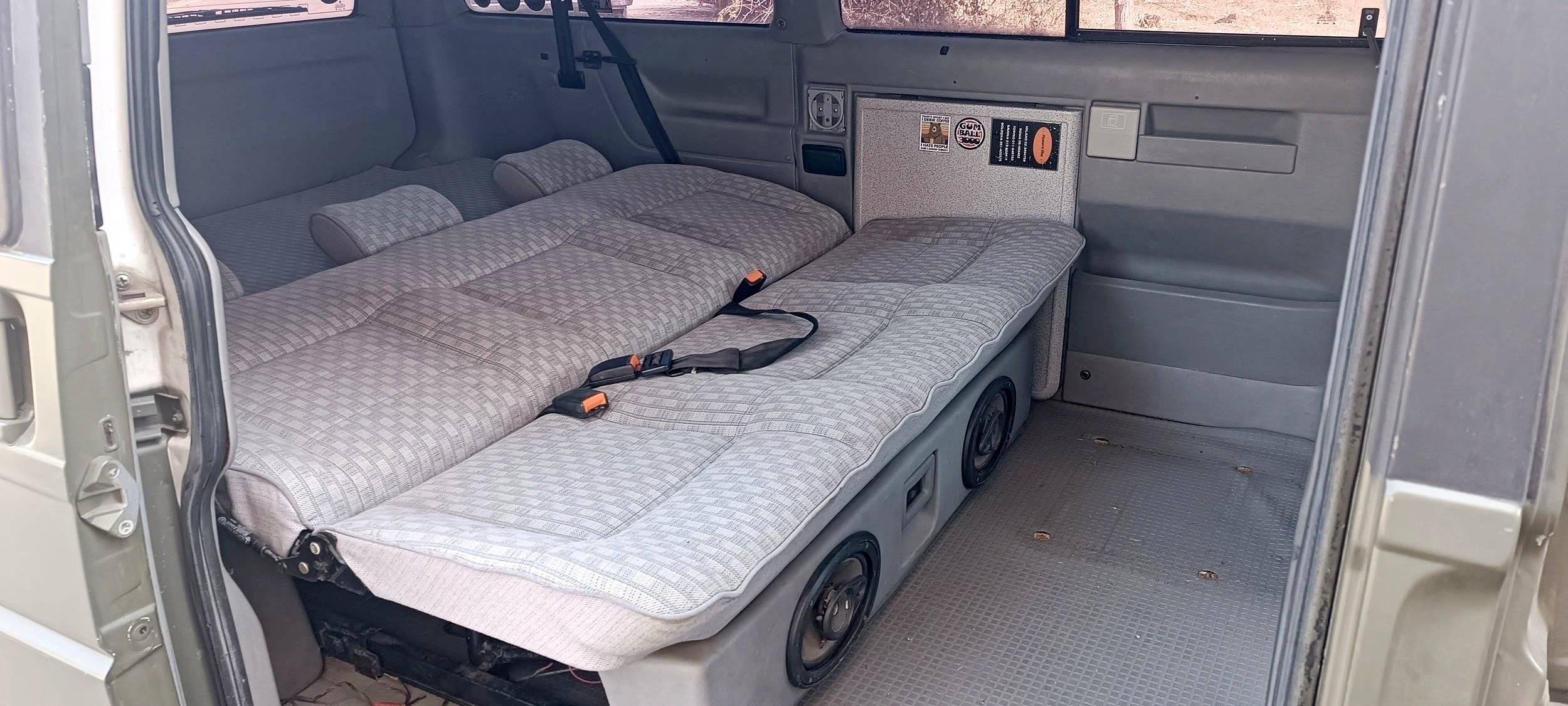 Schlafplätze Volkswagen Transporter T4 Multivan - Yescapa