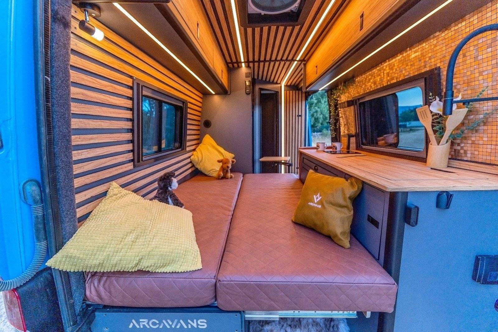 Berth Mercedes Mercedes Benz Sprinter 4x4 316 CDI - Yescapa