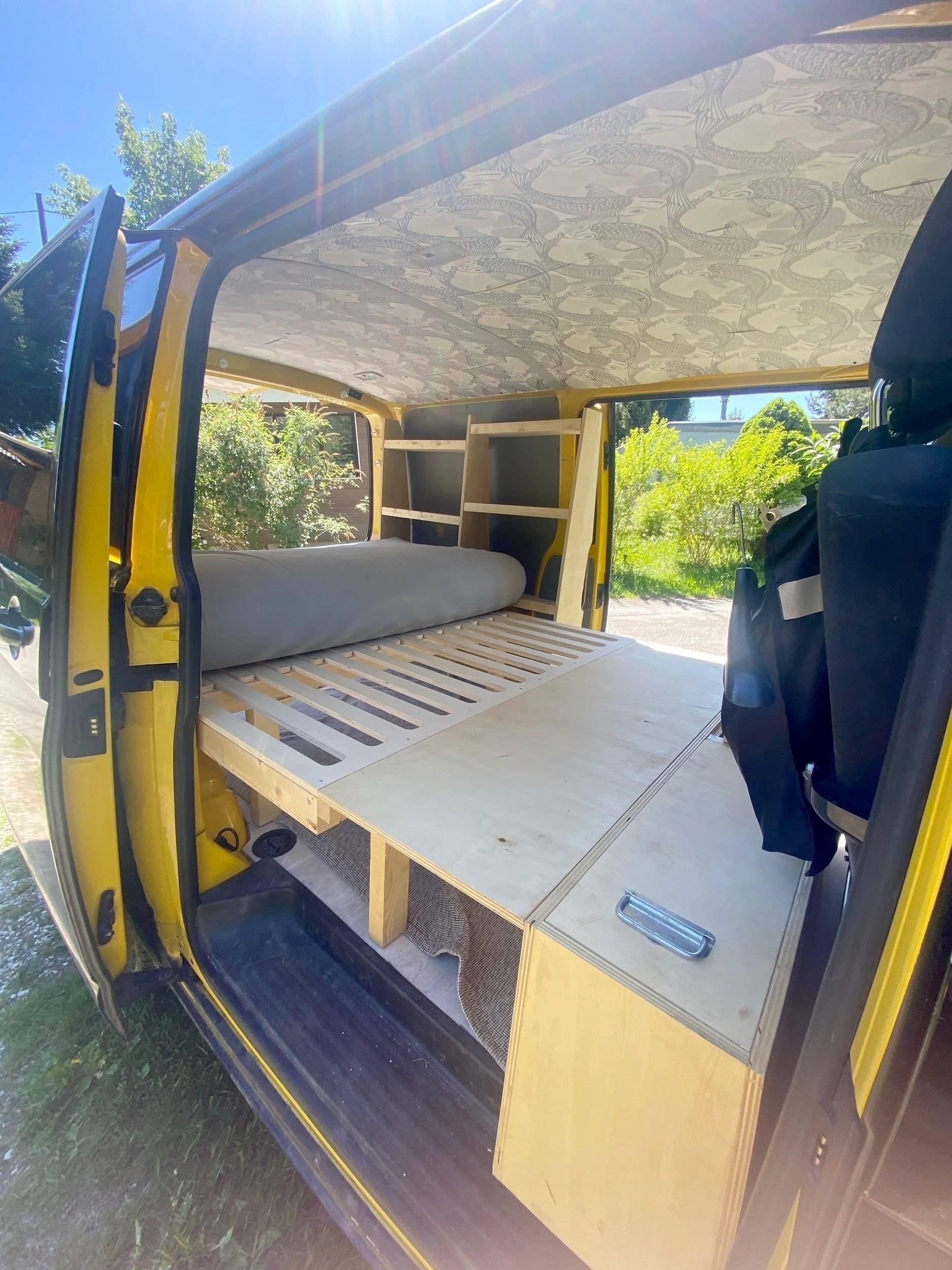 Volkswagen T5 2 l 84 ch