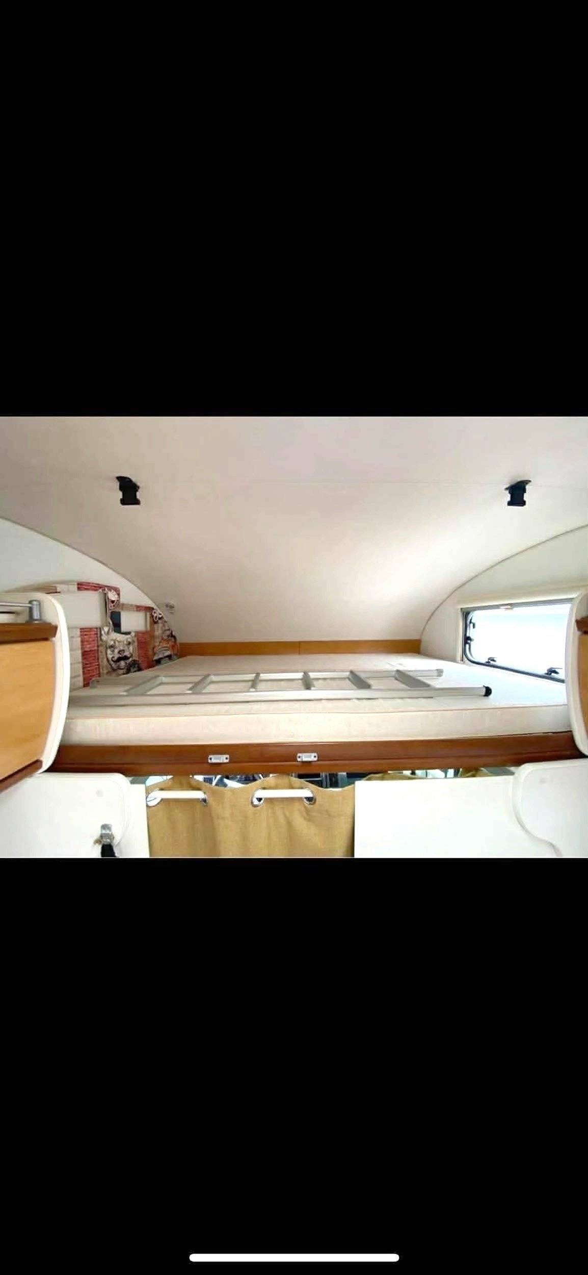 Berth Fiat 2,3 l 130 ch - Yescapa
