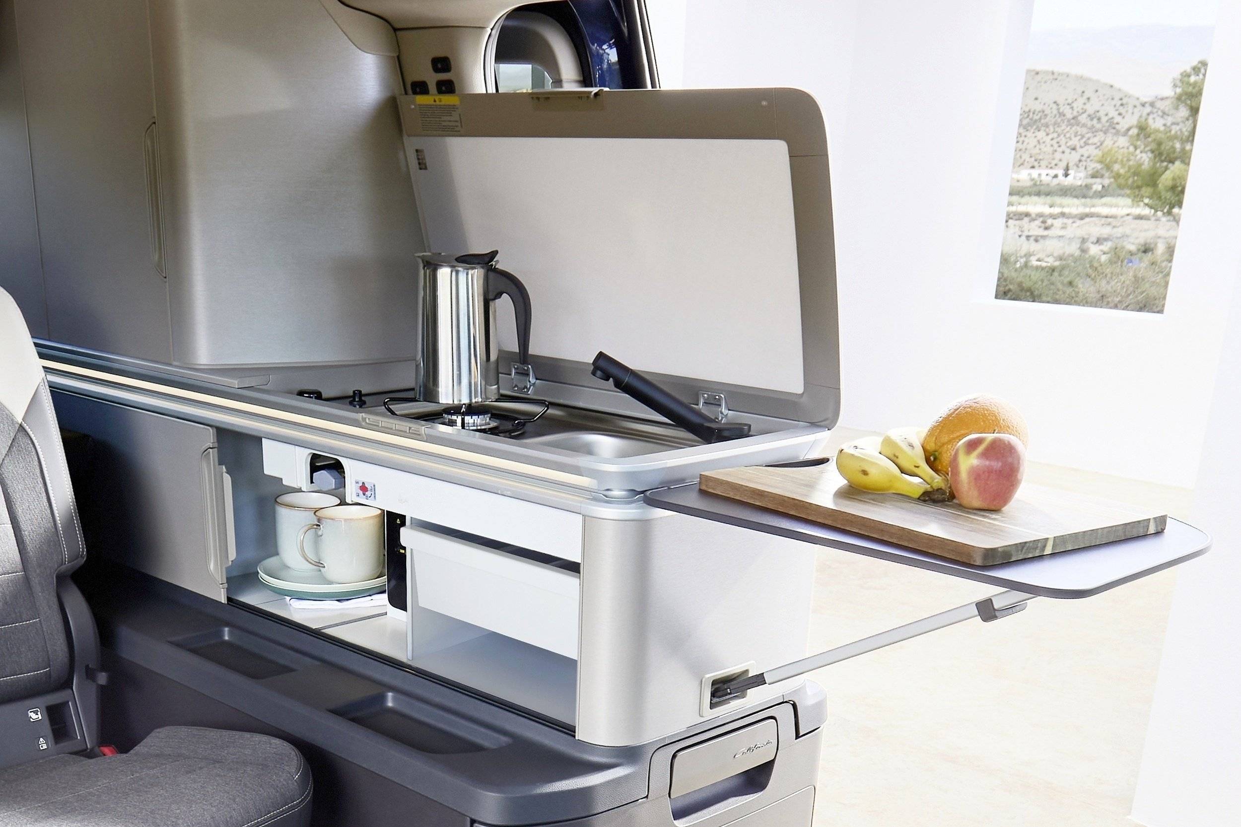 Volkswagen t7 california coast