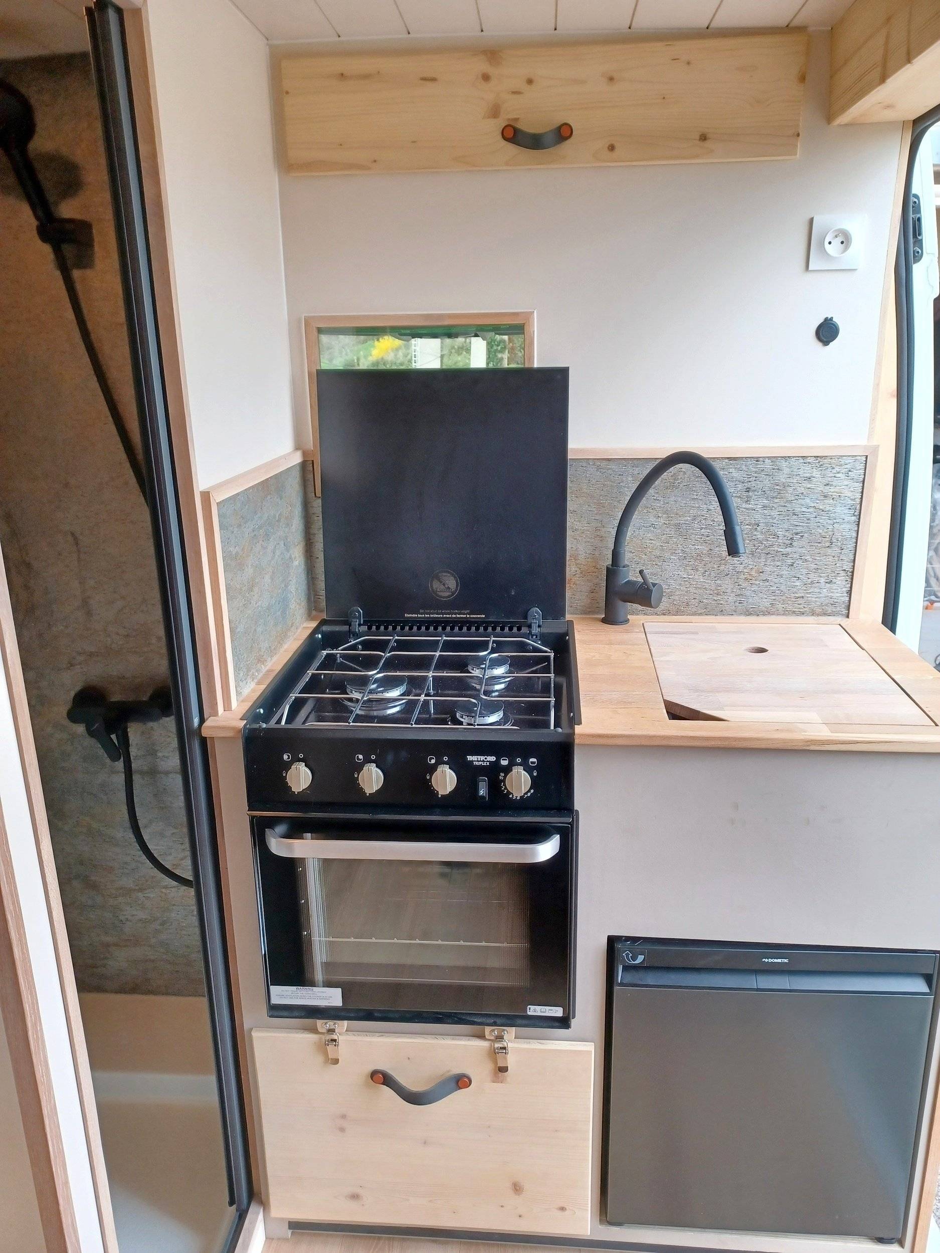 3 C Cartier/Brisebras Atalante