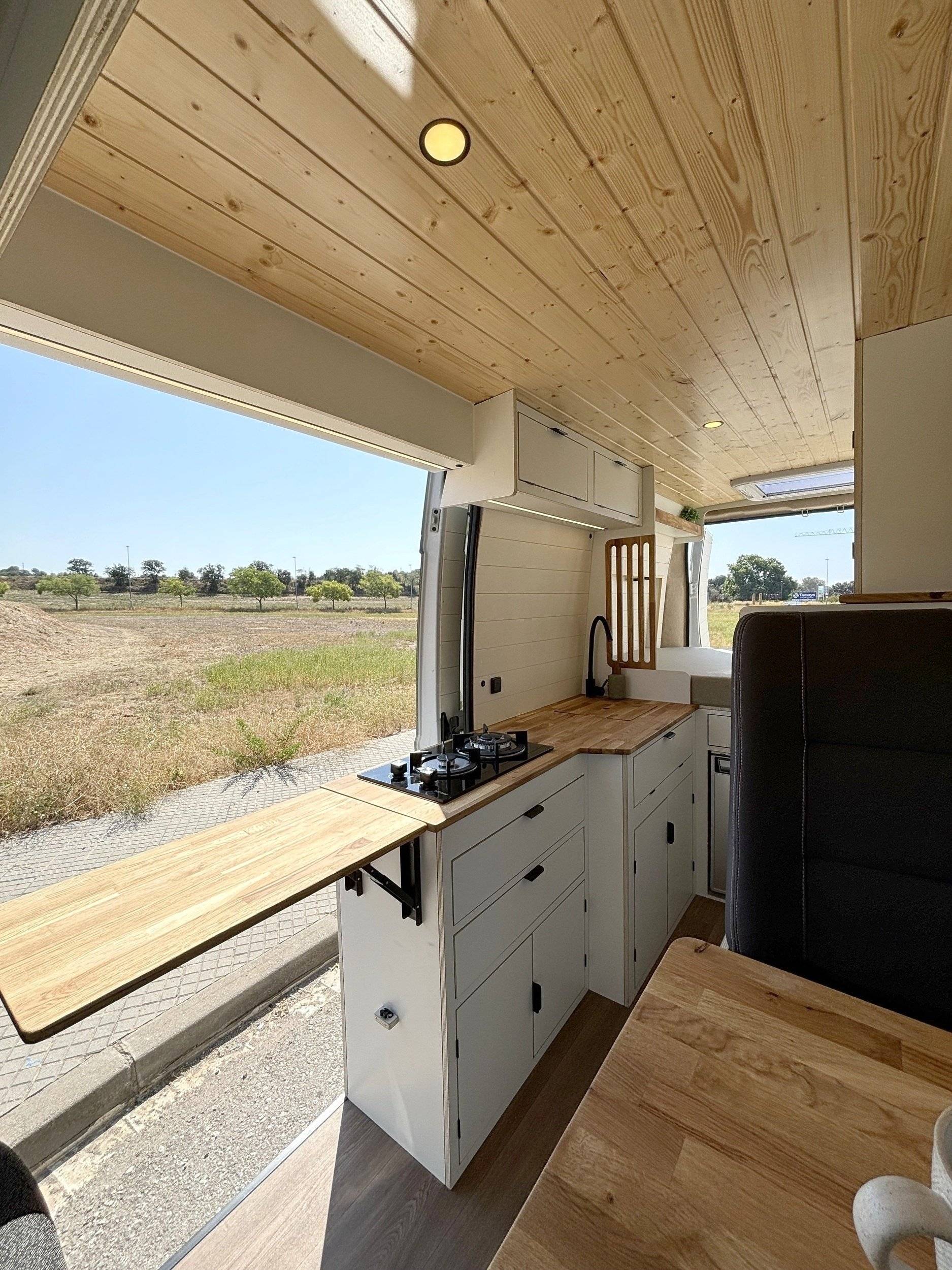 Kitchen Fiat Ducato 2,3 130 ch - Yescapa