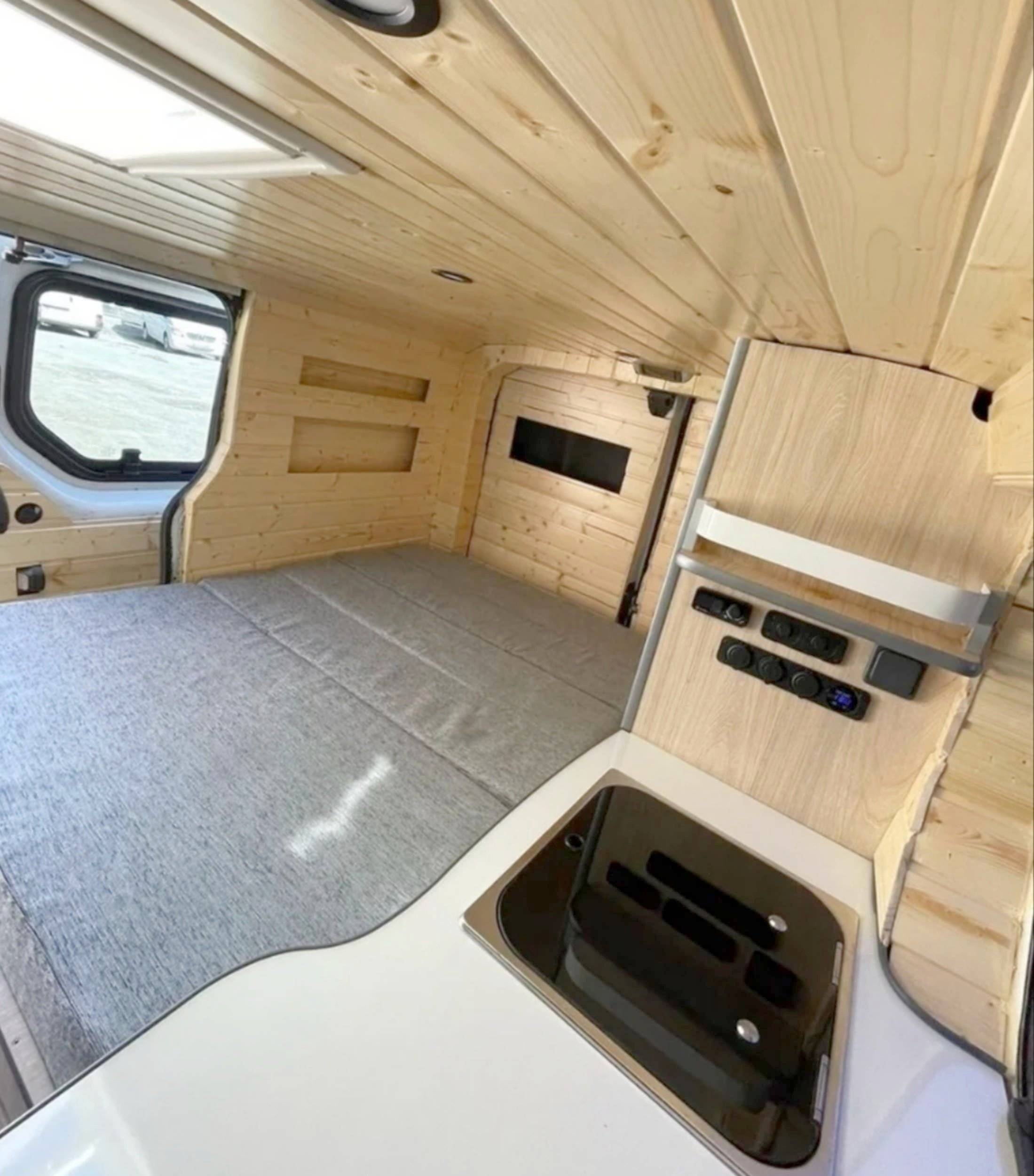 Dinette Opel Vivaro - Yescapa