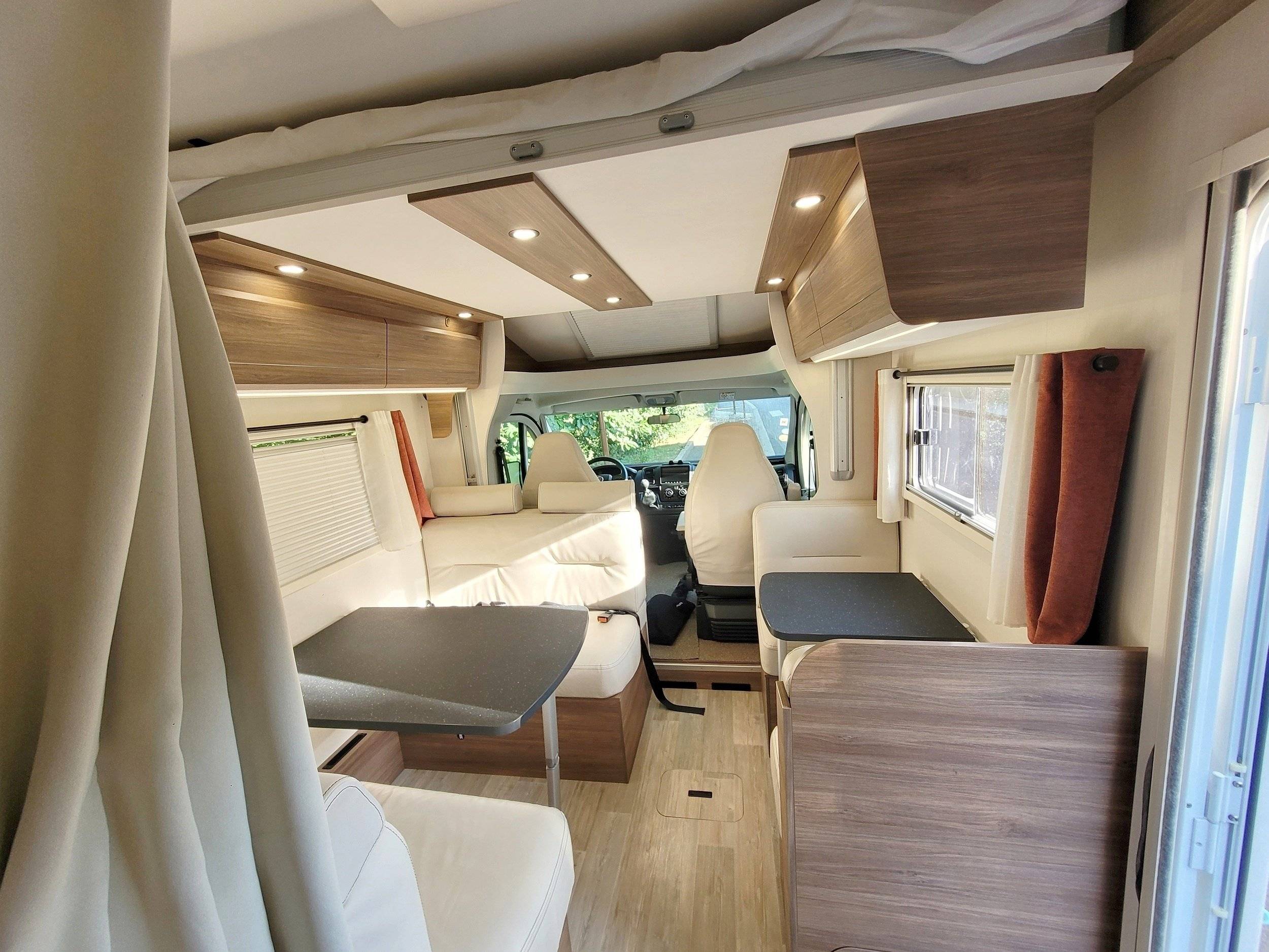 Coin repas Fiat Ducato 2,2 140cv - Yescapa