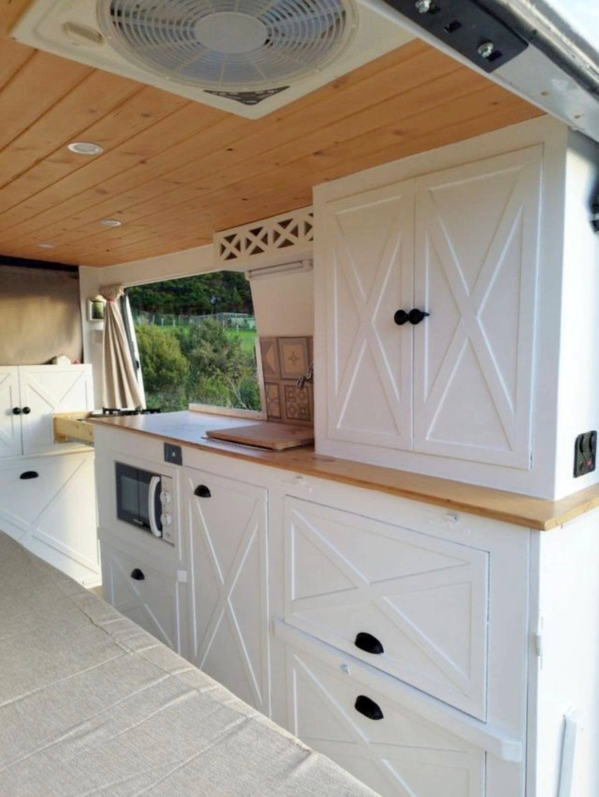 slaapplaatsen Mercedes Sprinter - Yescapa