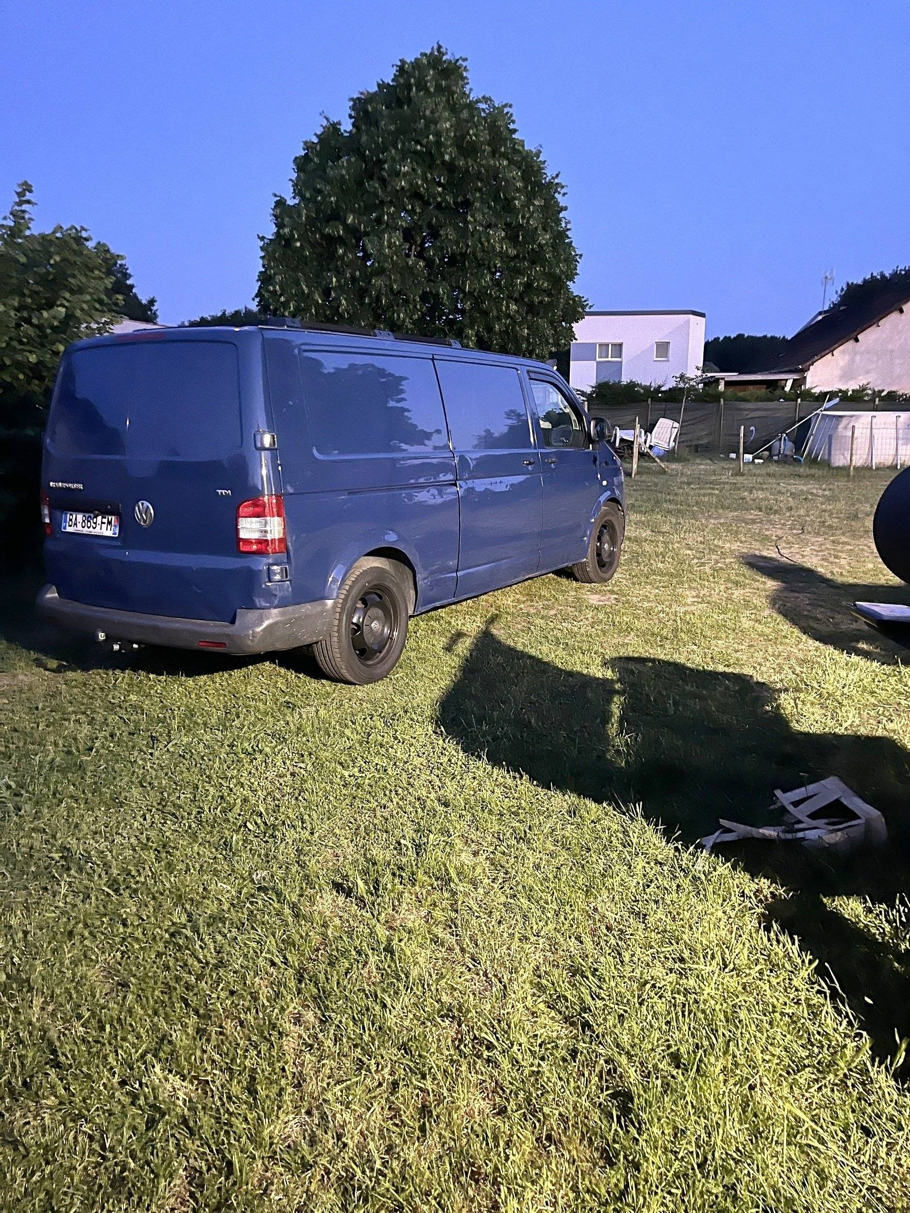 Volkswagen T5 2,0 l 102 ch