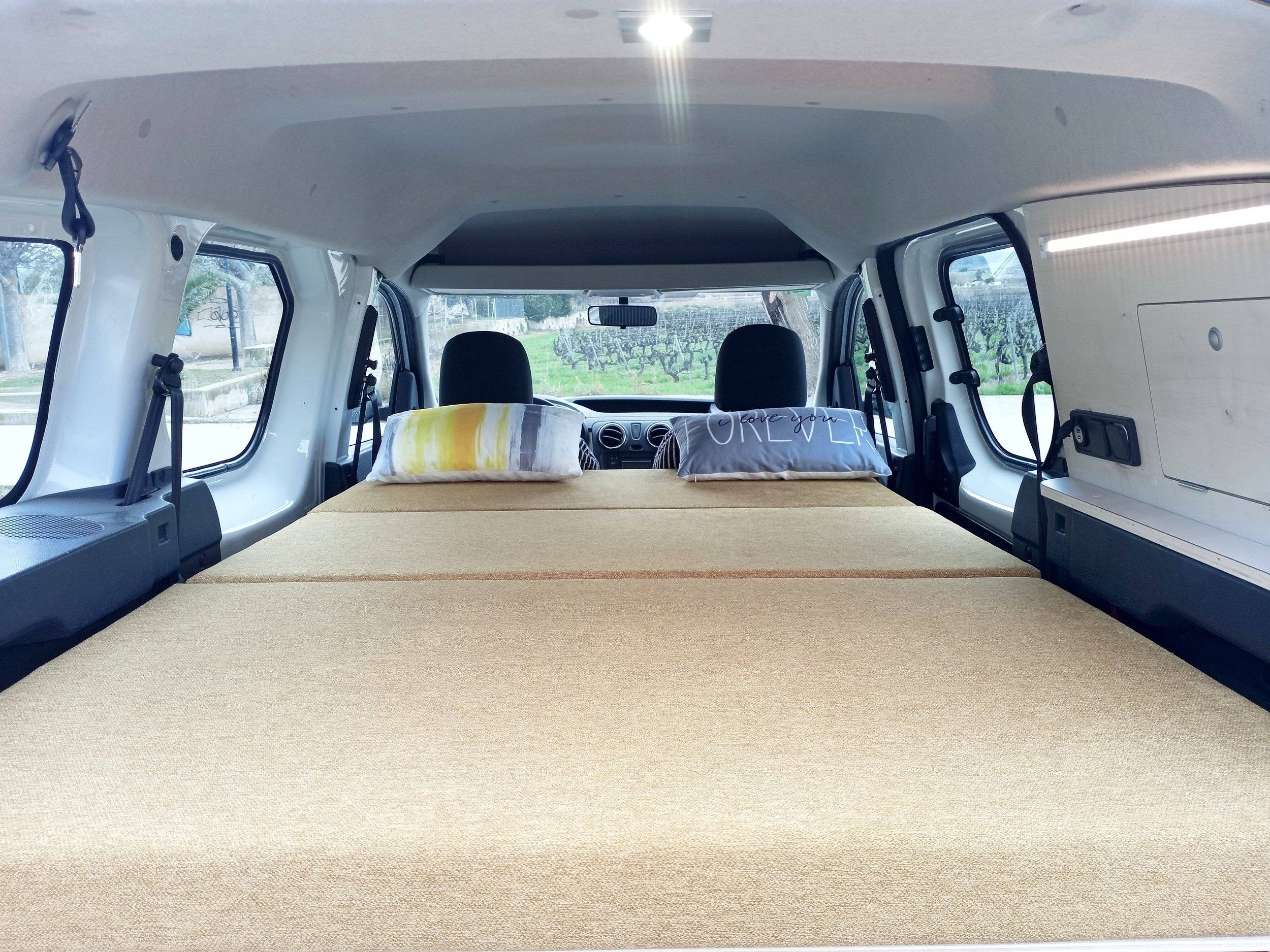 GASENI CAMPERVAN CAMPER- LEO