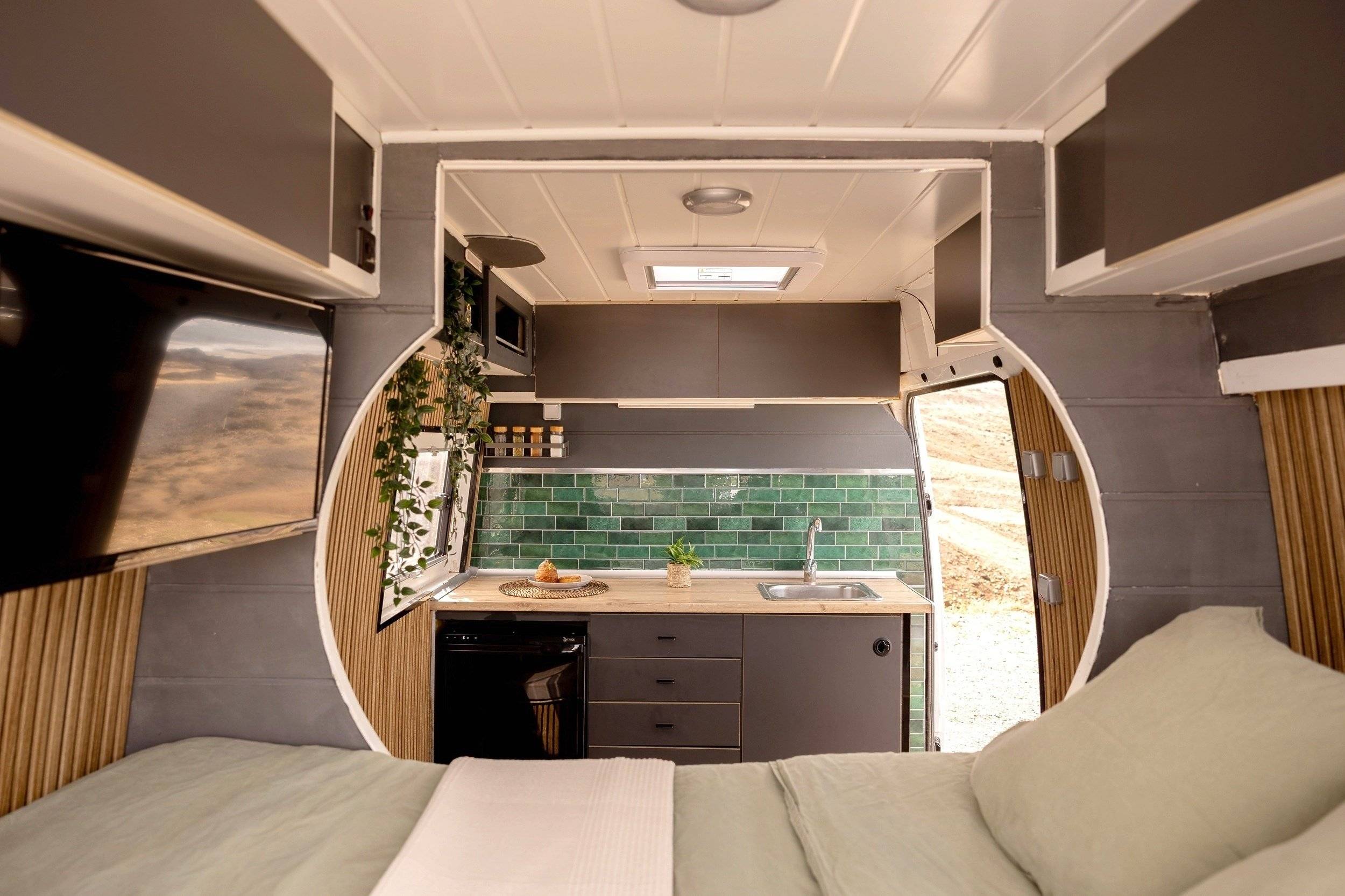 Couchages Mercedes Sprinter 2,2 l CDI 129 ch. - Yescapa