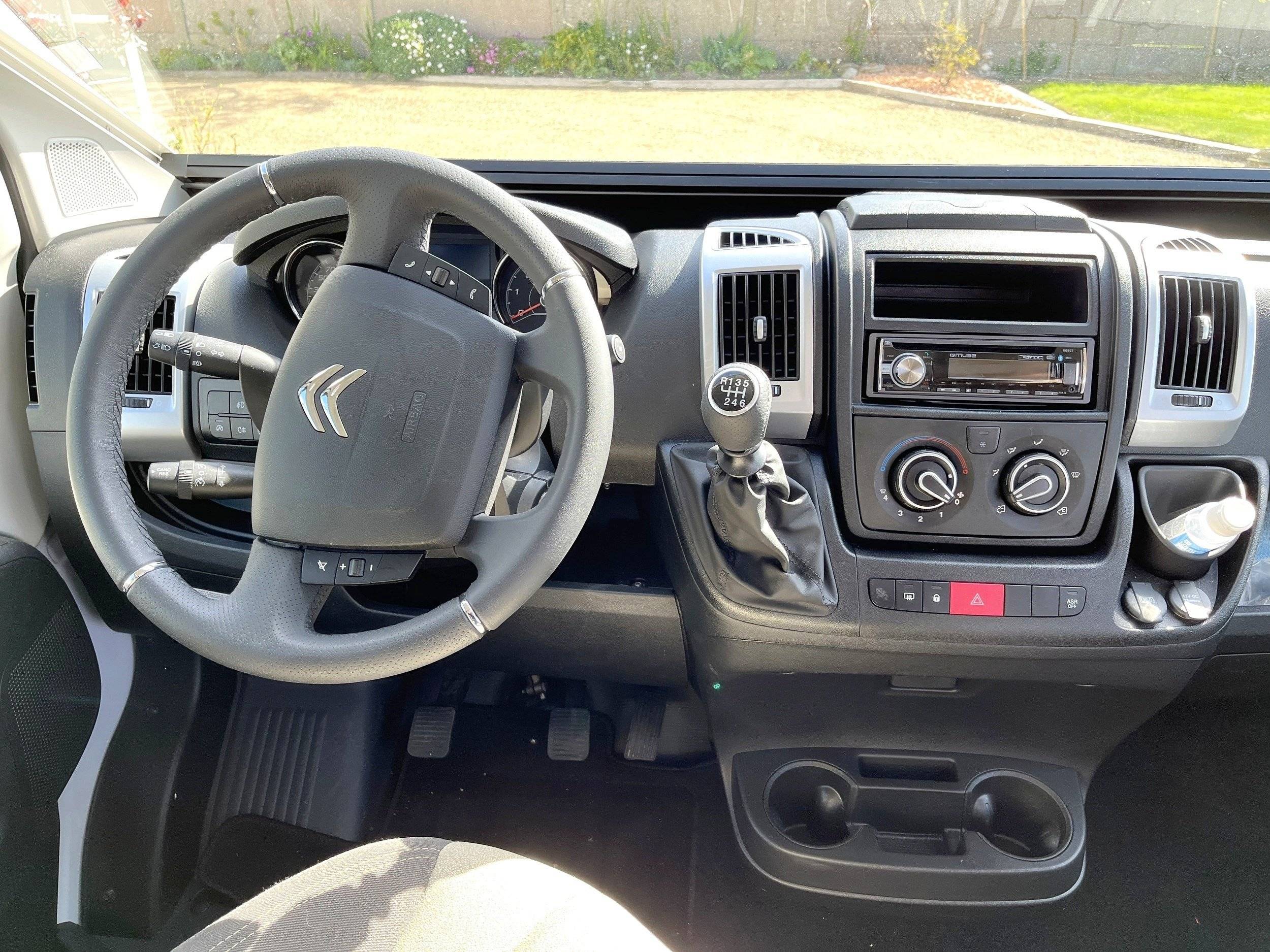 Globecar Summit 600 Plus