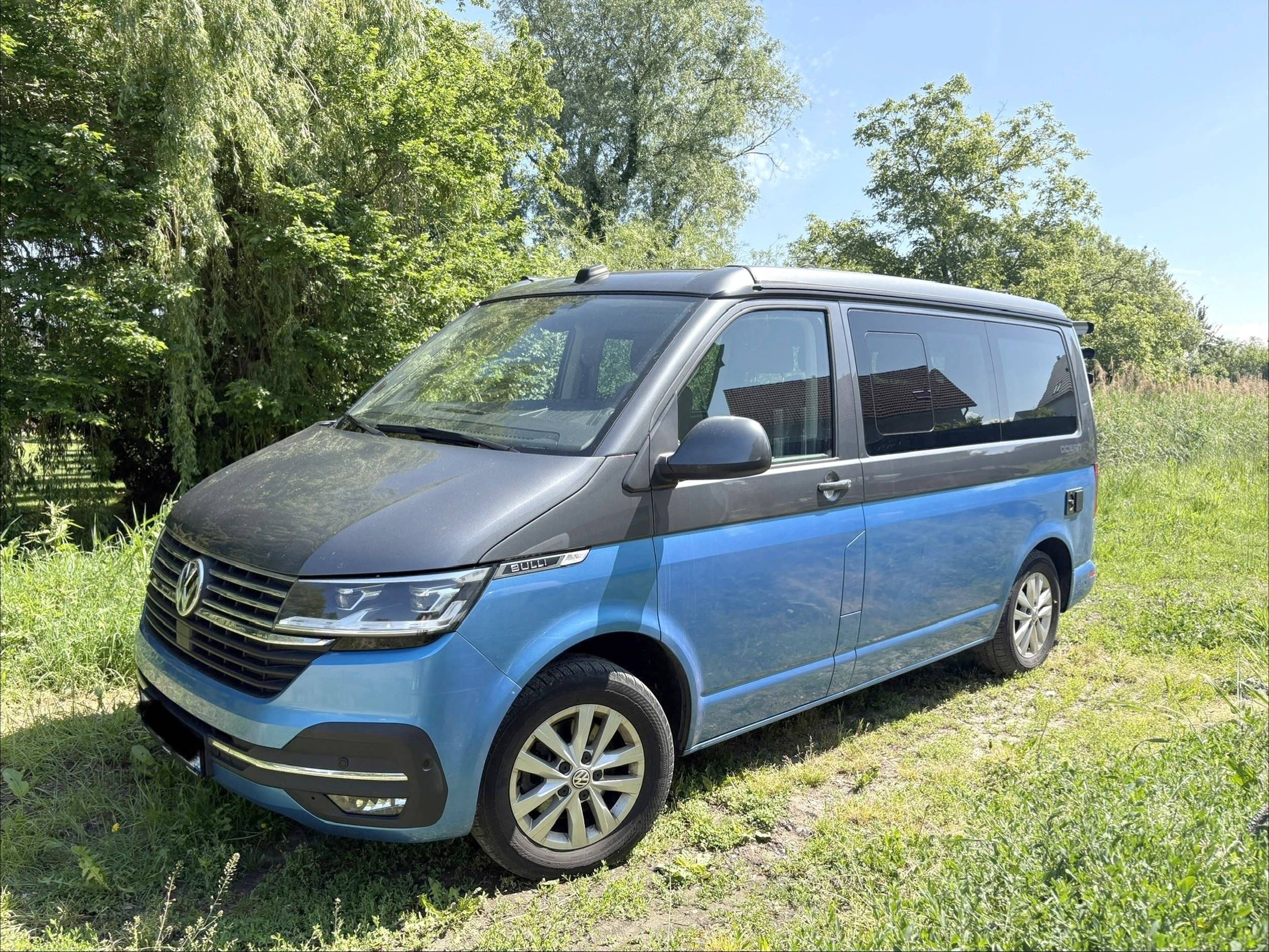 Front view from 3/4 Volkswagen T6.1 California Ocean - Yescapa