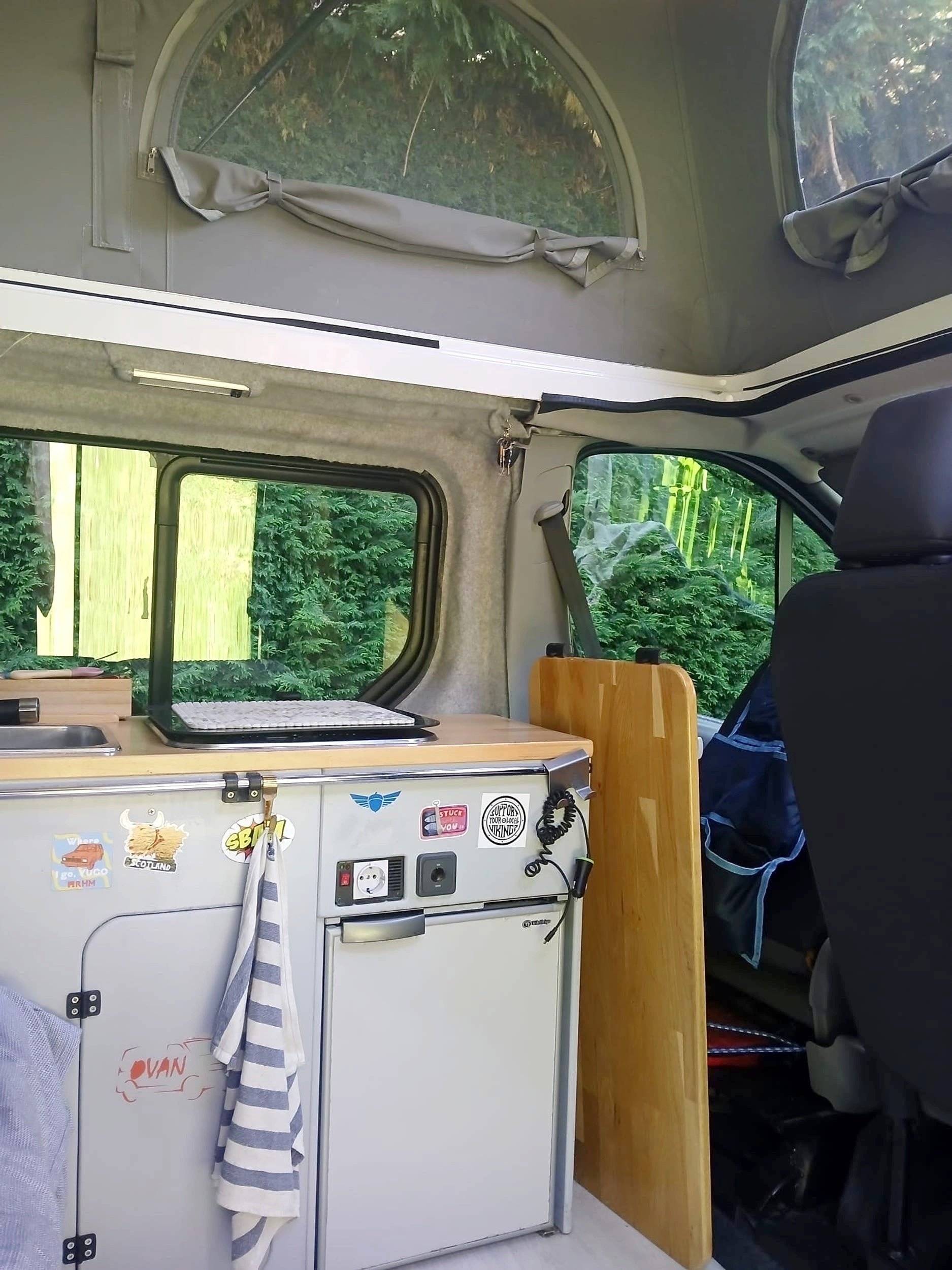 Cozinha Renault Trafic 1,6 l 115 ch - Yescapa