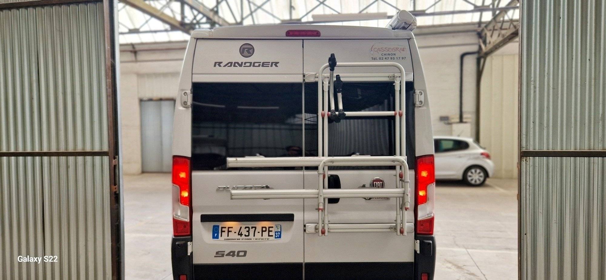 Área de jantar Fiat - Yescapa