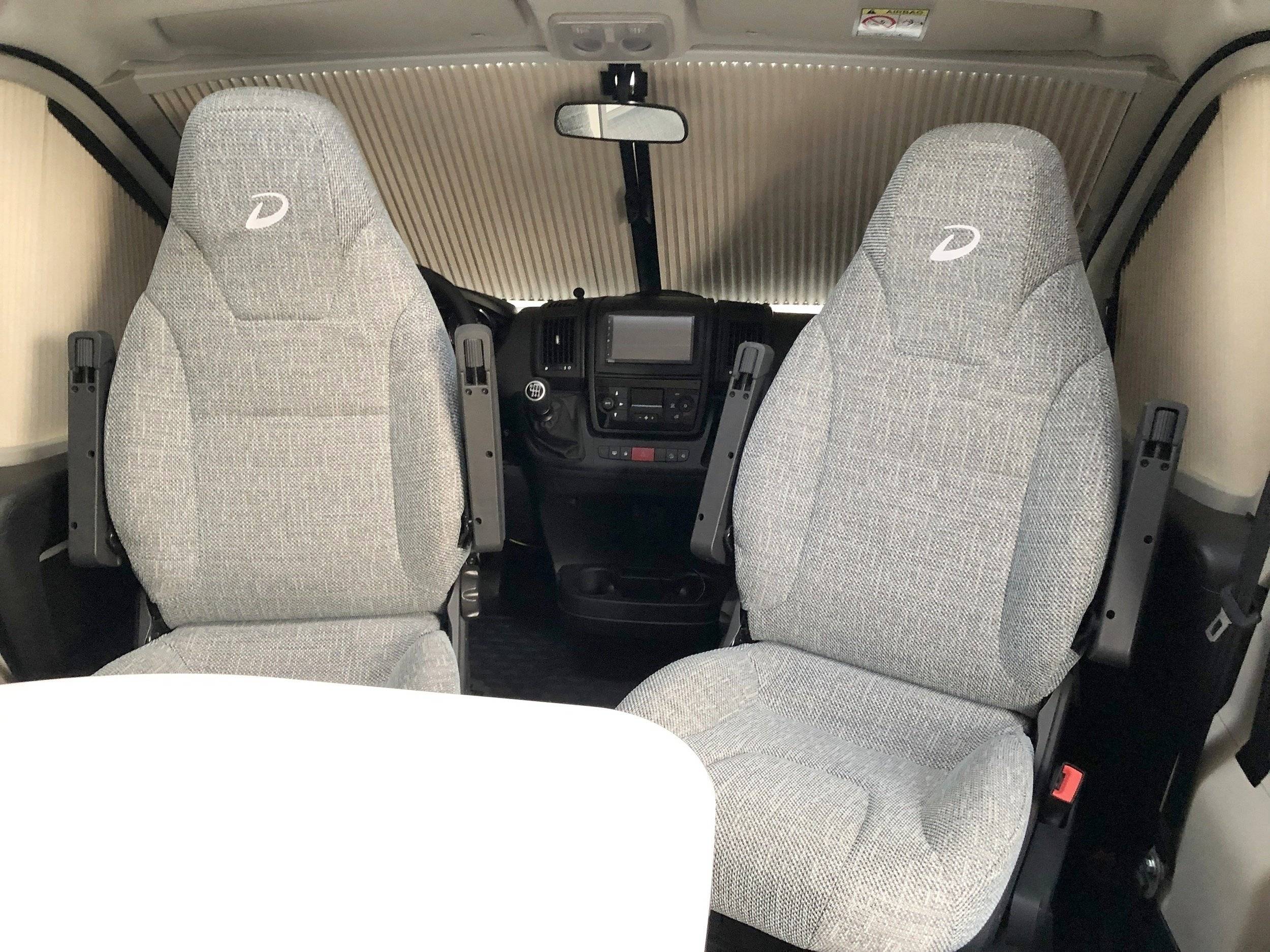 Dethleffs Just T - 7052 DBM