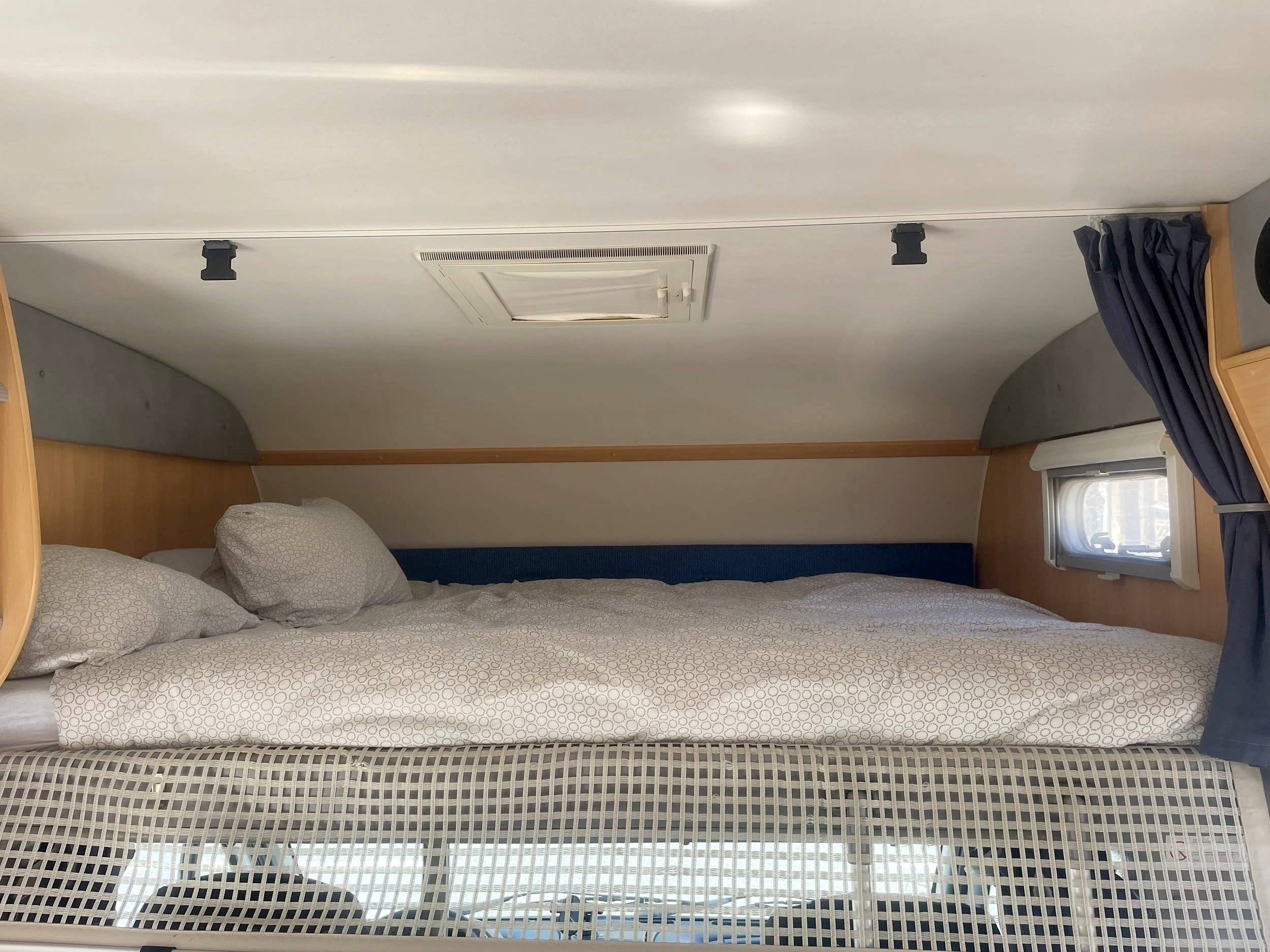 Couchages Fiat Ducato 2,3 l 115 ch - Yescapa