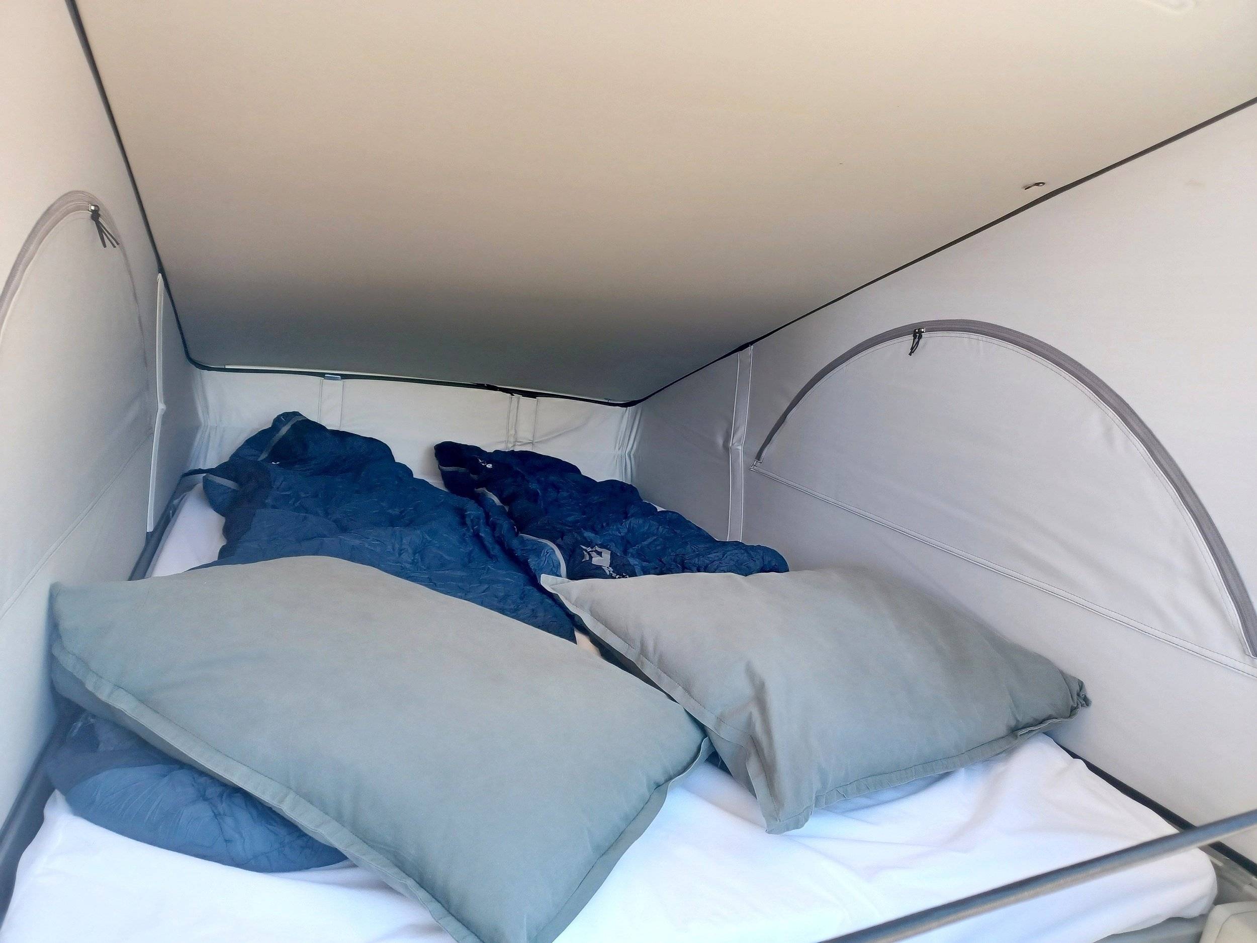 slaapplaatsen Volkswagen California T6.1 - Yescapa