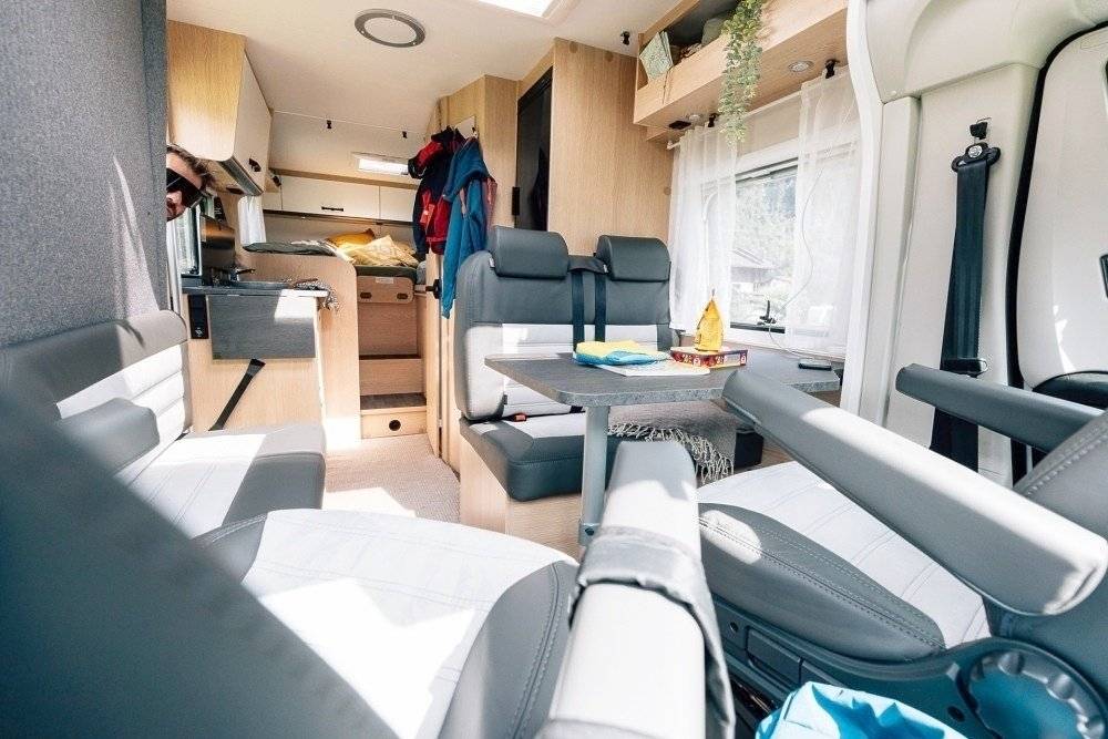 Comedor Fiat V67s Adventure - Yescapa