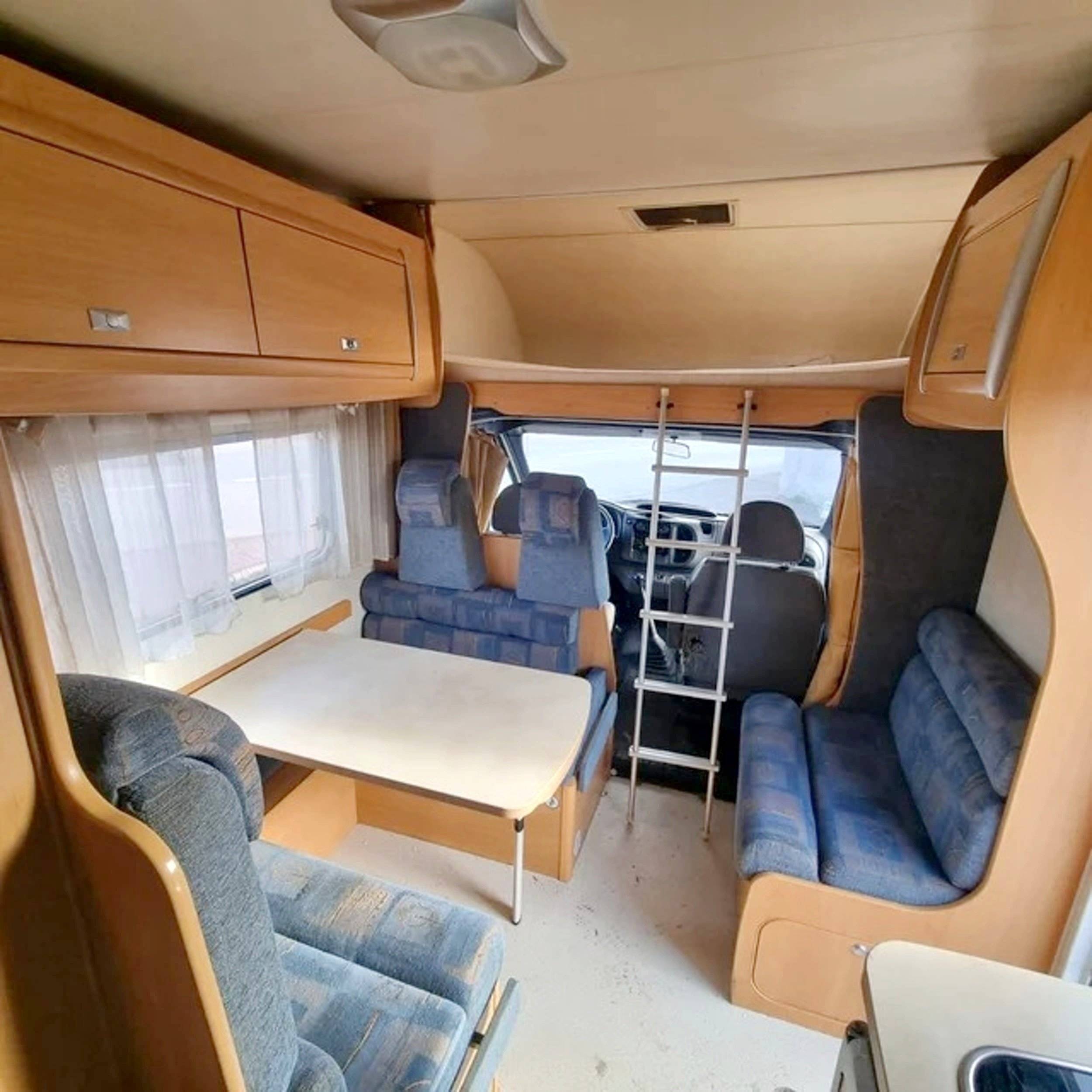 Couchages Ford Trigano FD1 /FOT3M335KPFD41ZO/Genesis - Yescapa