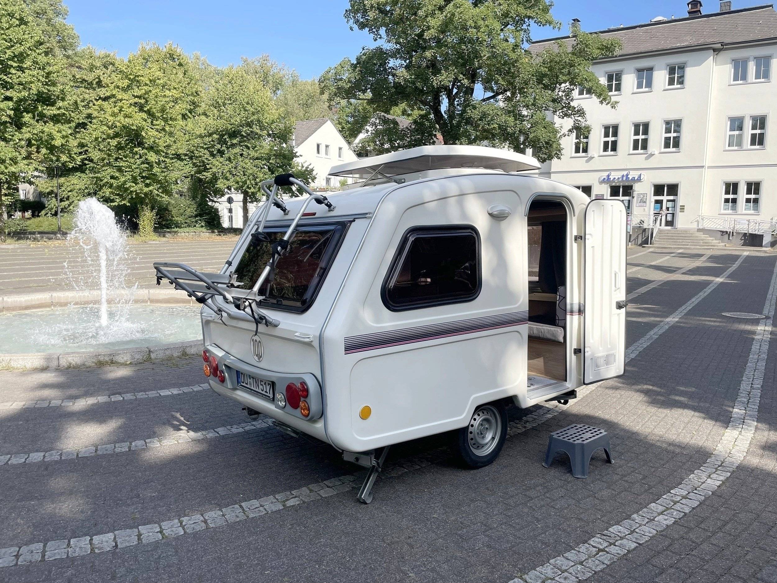 schräge Vorderansicht  - Yescapa