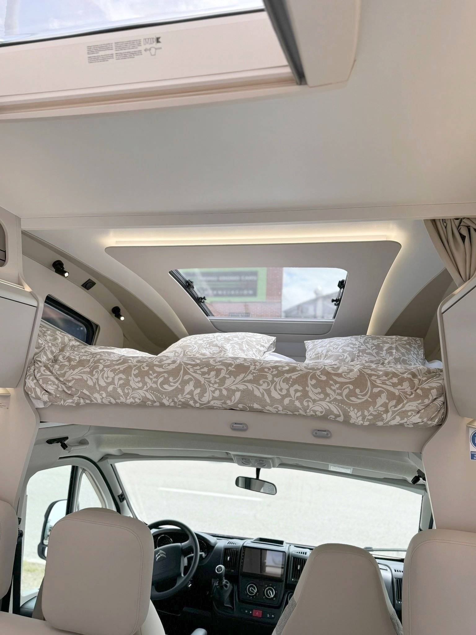 Adria ADRIA CORAL AXESS XL 670 DK