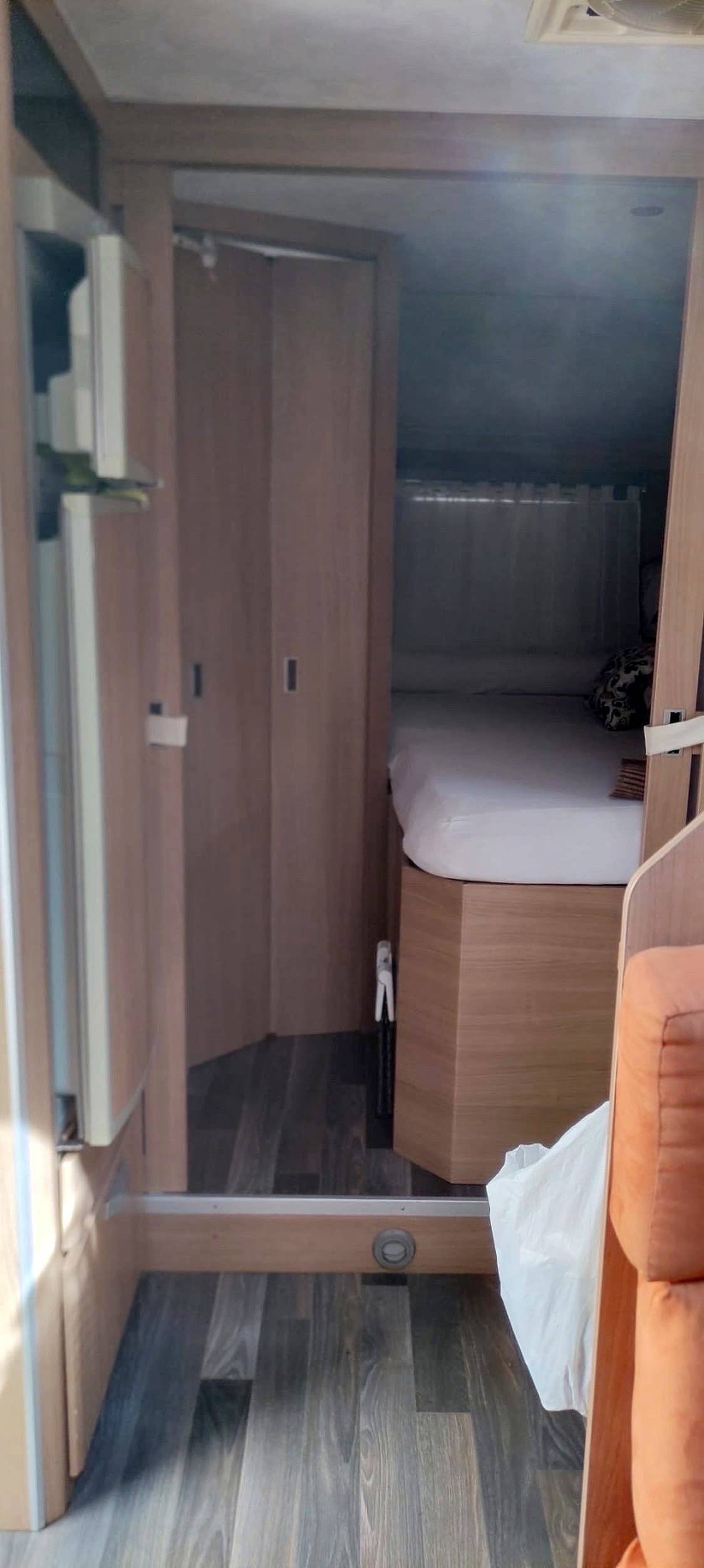 Plazas en cama Fiat Ducato 2,2 l Multijet 130 ch. - Yescapa