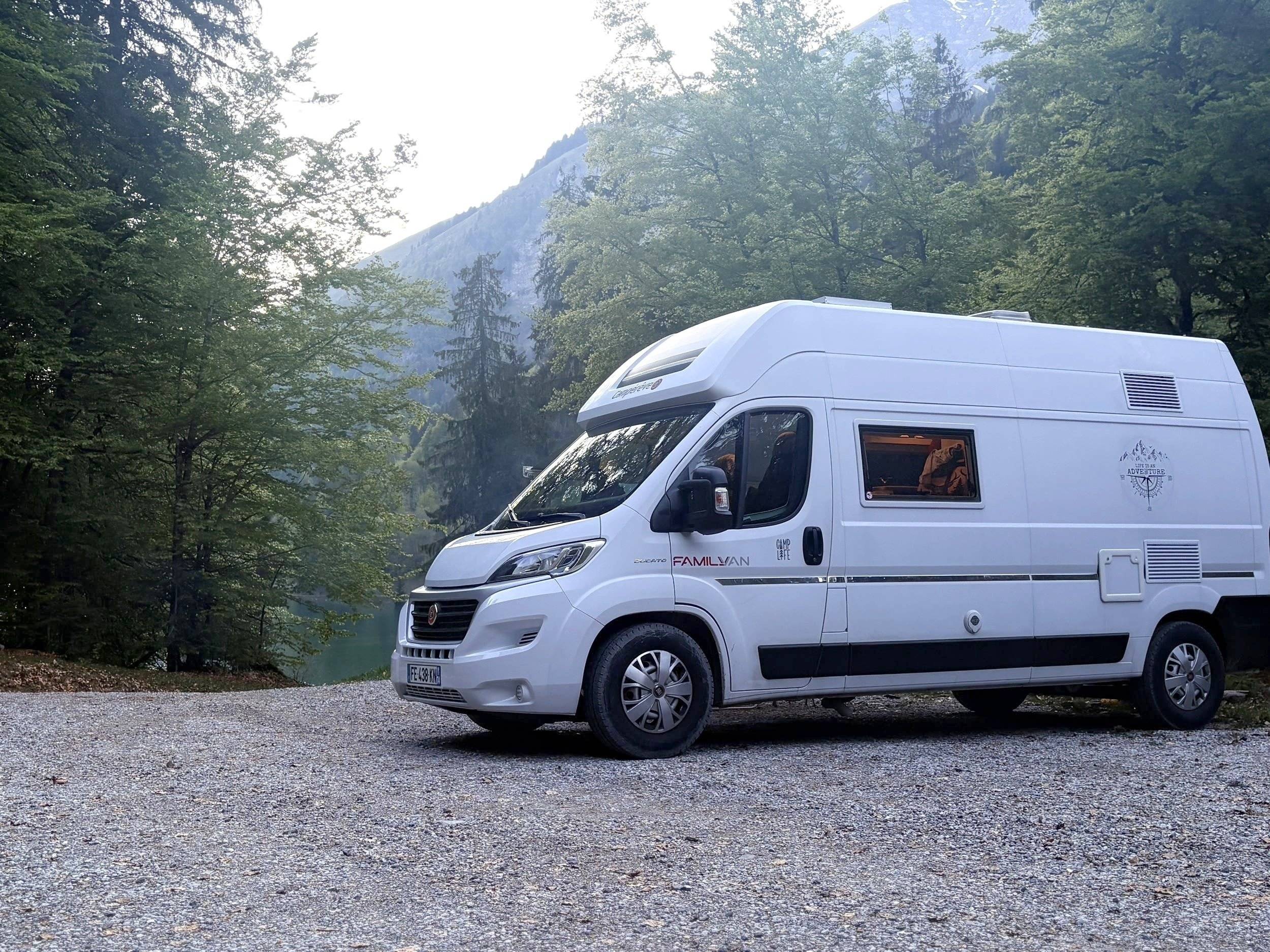Voorkant 3/4 Fiat Ducato 2,3 l Multijet 130 ch. - Yescapa