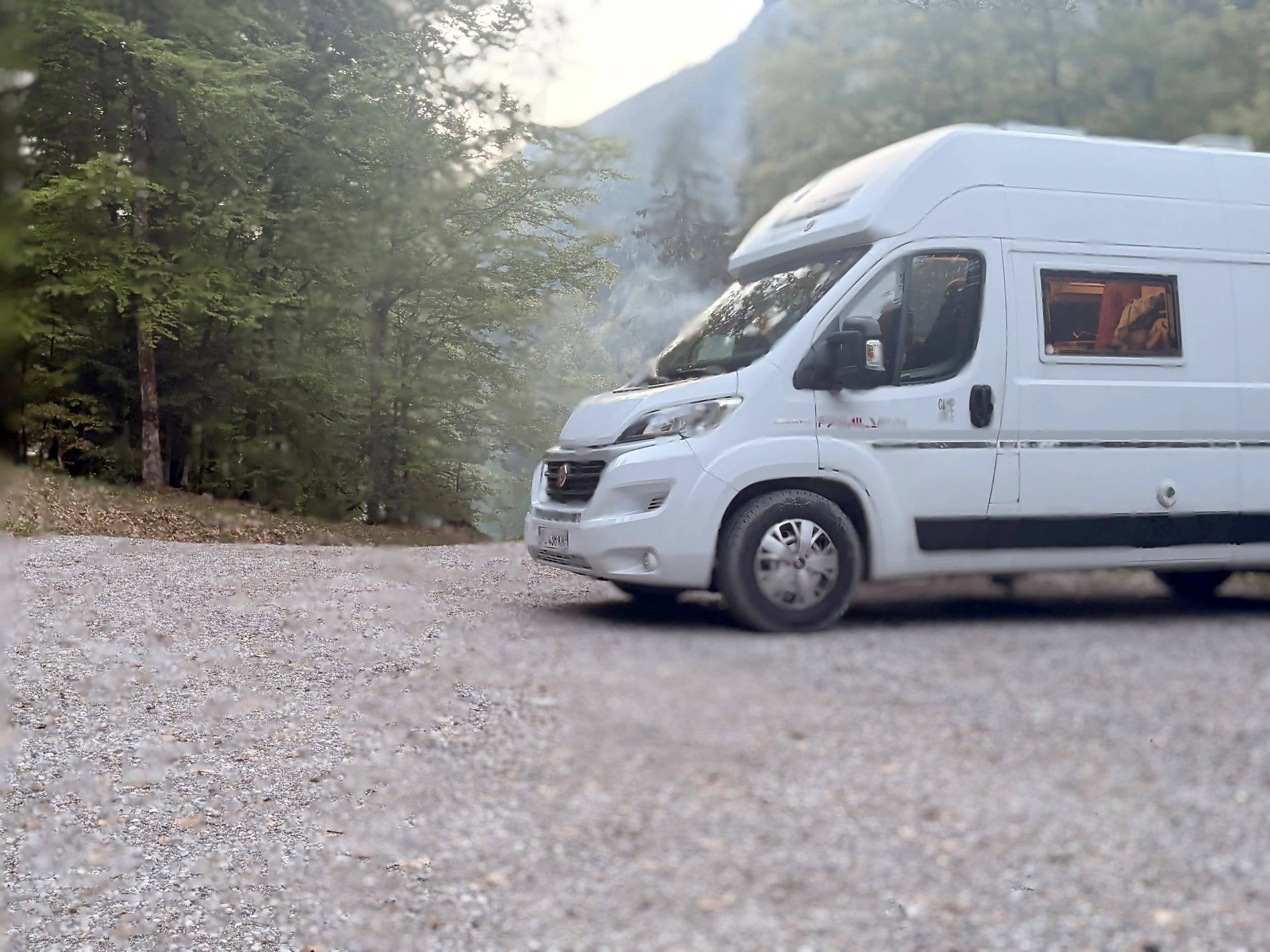 Voorkant 3/4 Fiat Ducato 2,3 l Multijet 130 ch. - Yescapa
