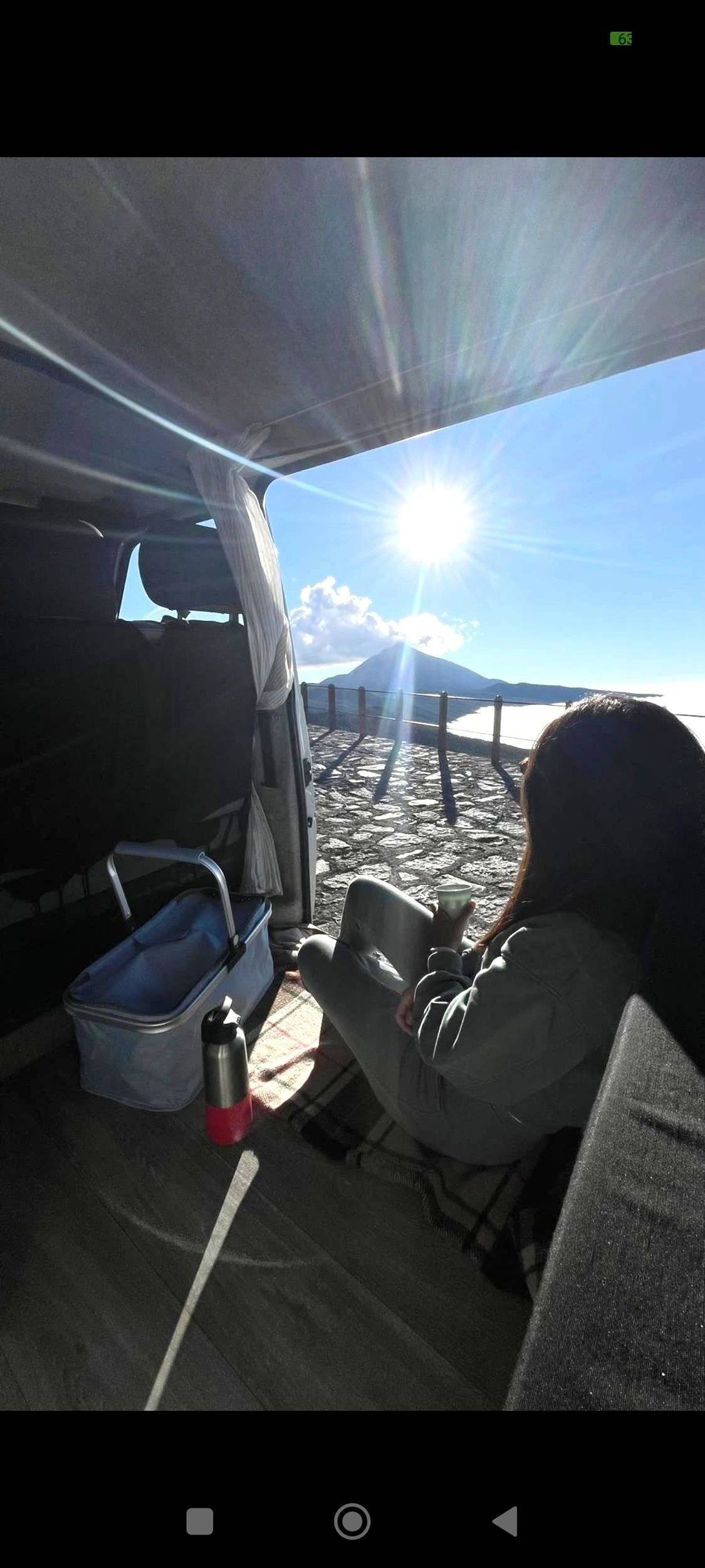 Voorkant 3/4 Volkswagen T4 - Yescapa