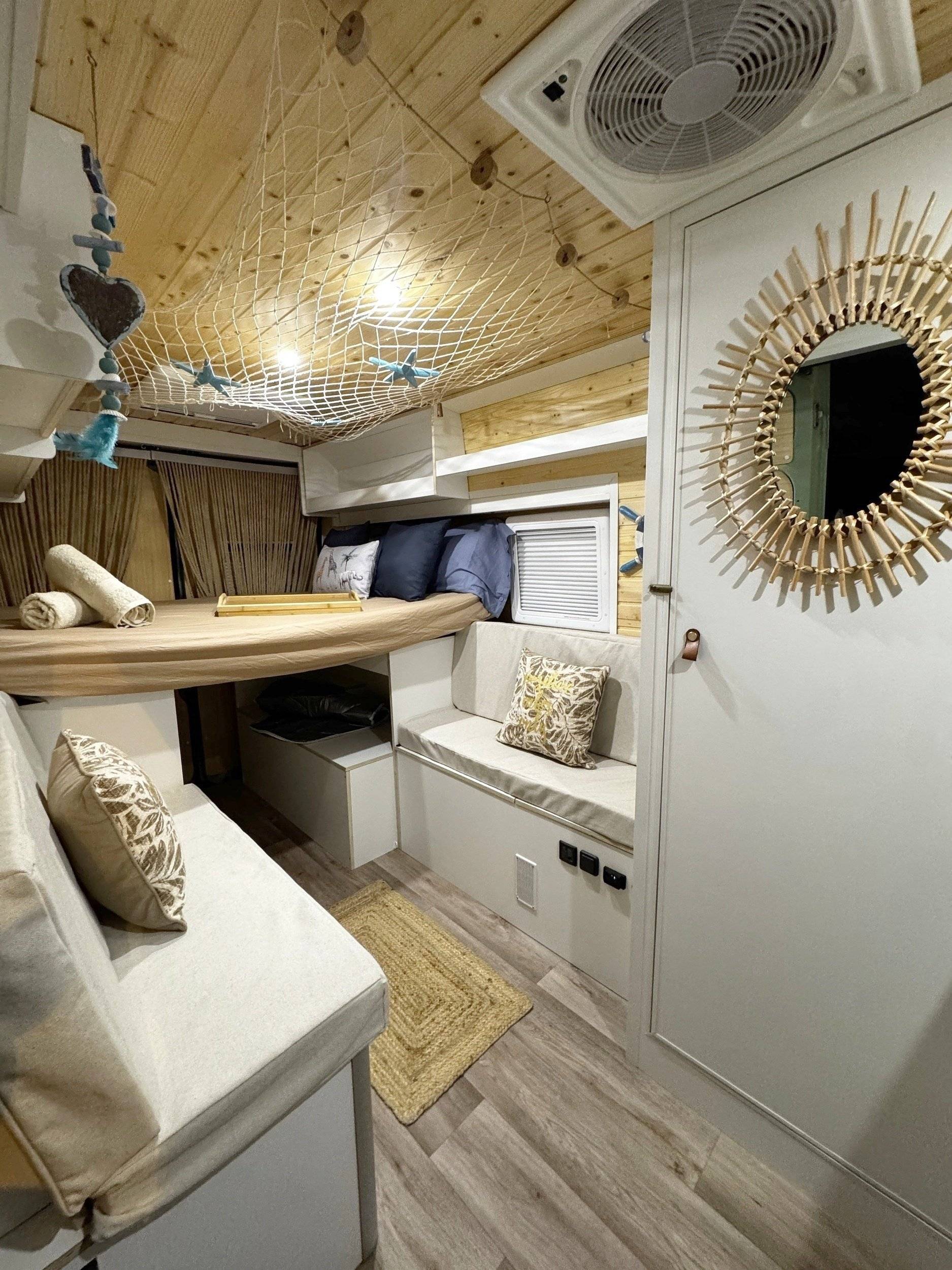 Adria Jumper 1,6 l Blue HDI 95 ch