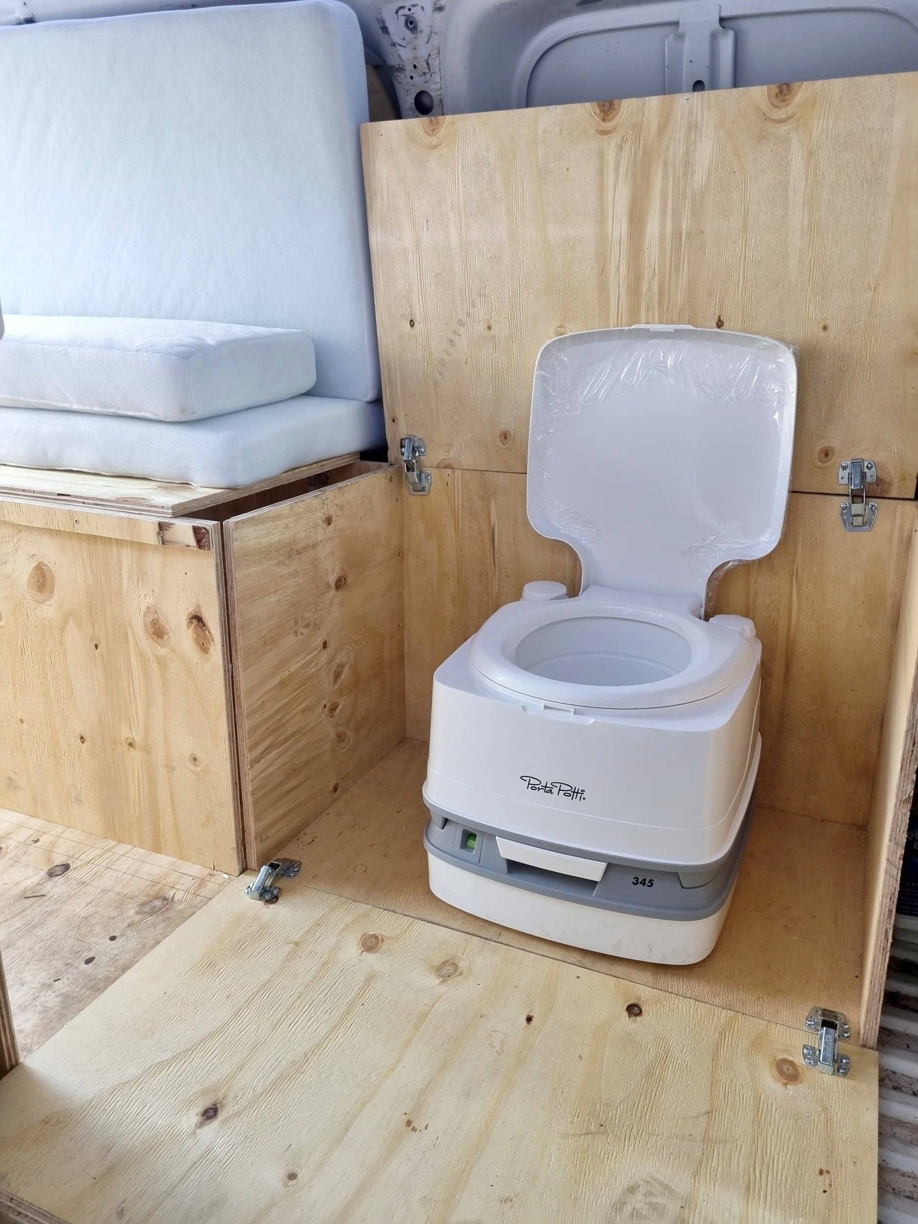 Volkswagen Caddy 2,0 l 102 ch