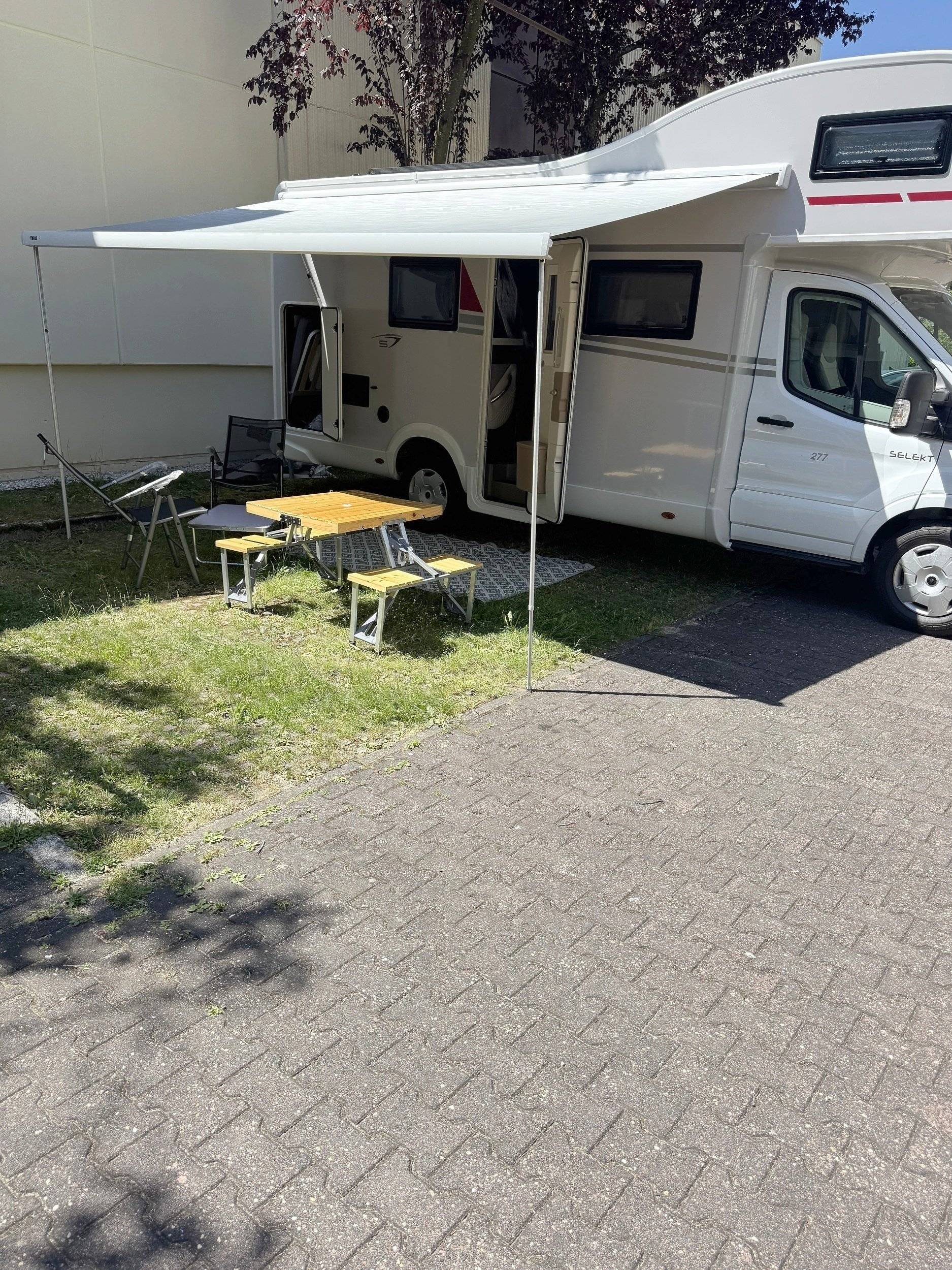 Select 277 Alkoven 7 Sitze Transit