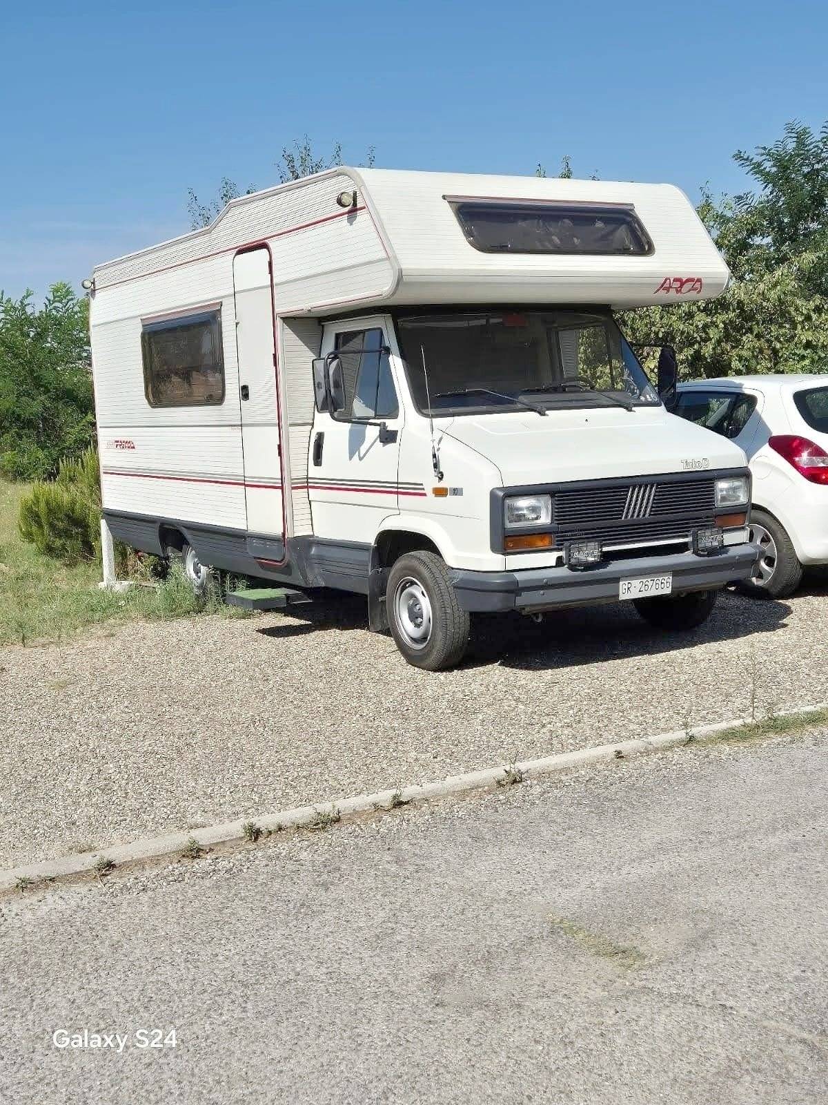Vista del vehicle angle davanter  - Yescapa
