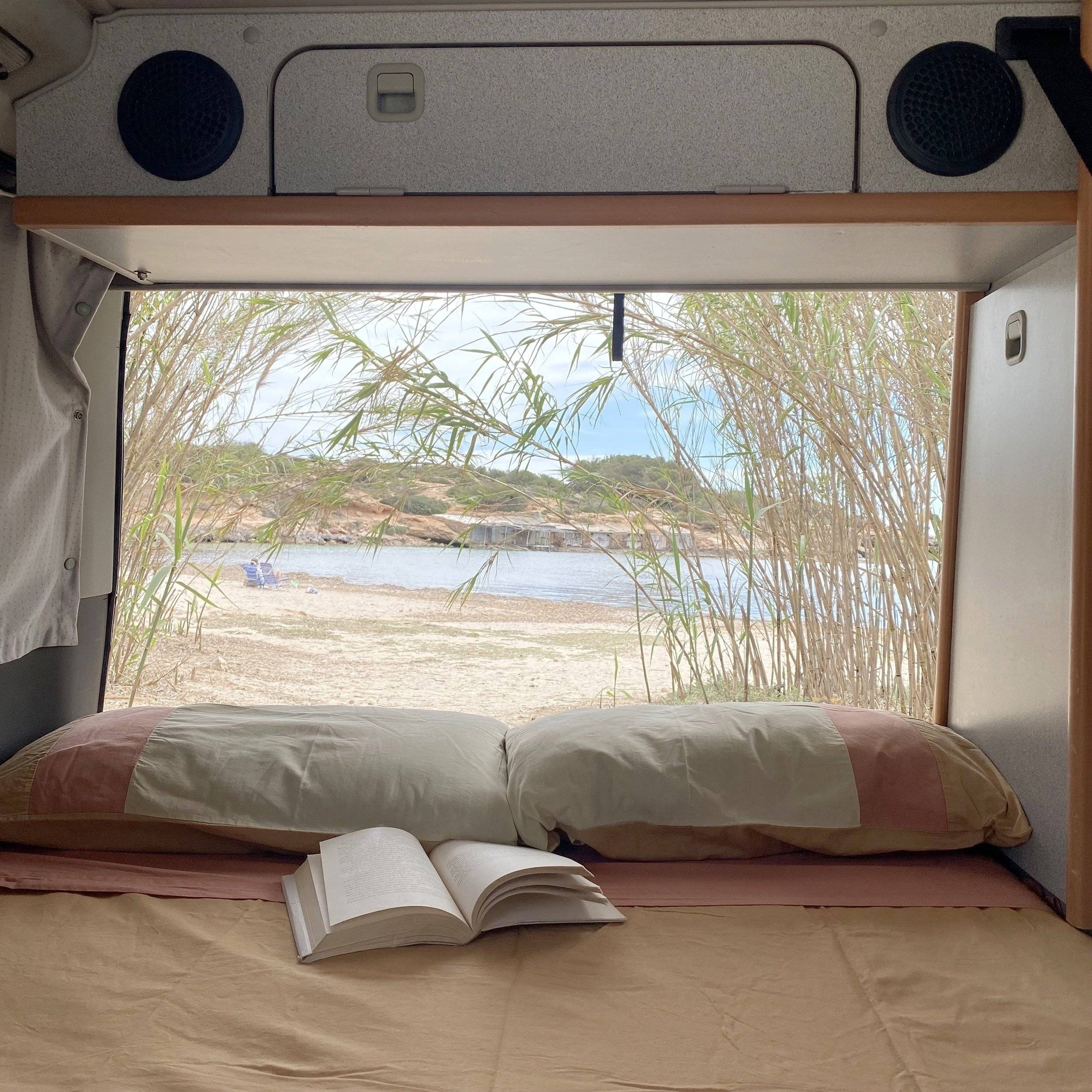Couchages Volkswagen VOLKSWAGEN CALIFORNIA - Yescapa