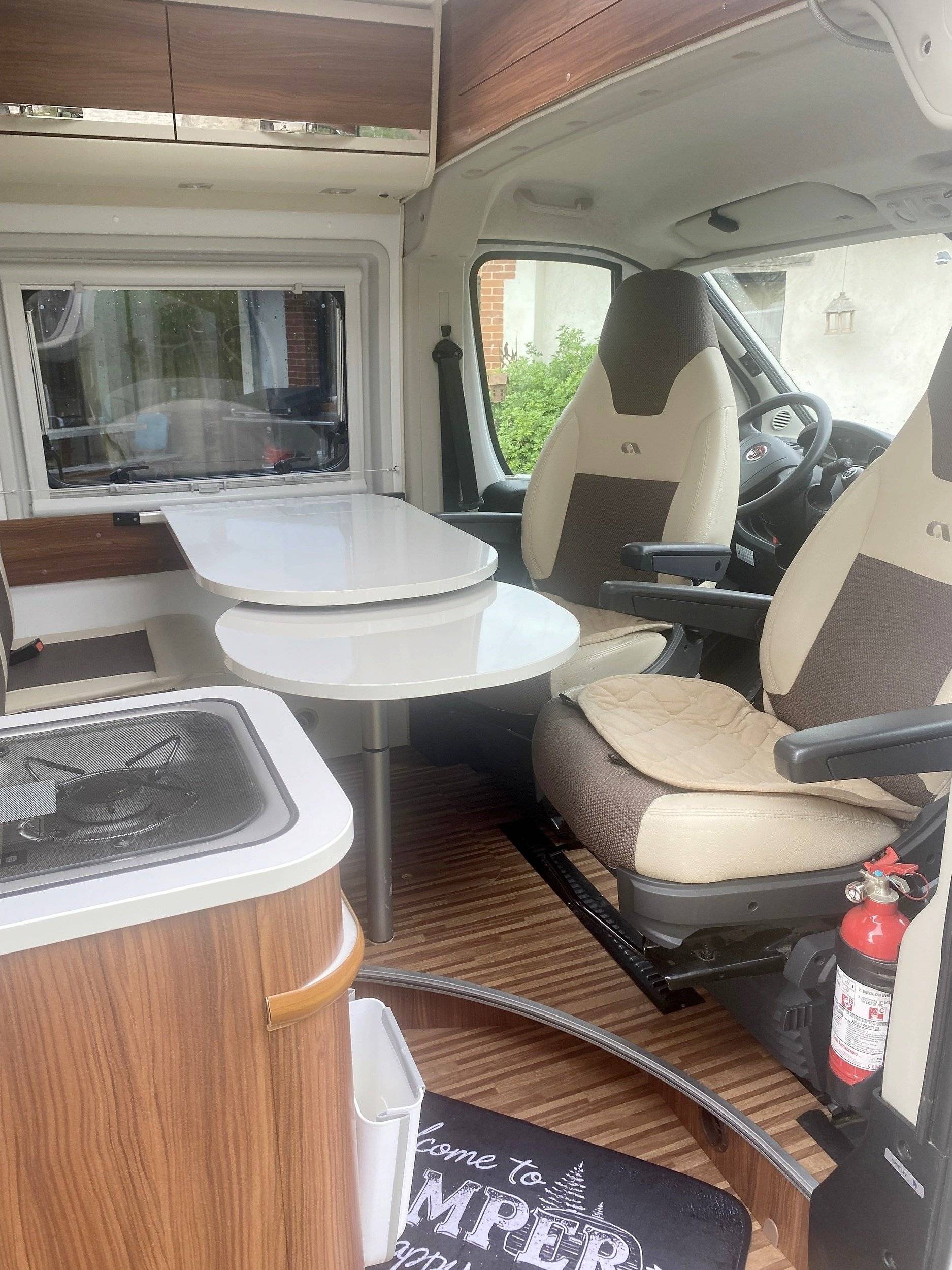 Adria 4 Twin
