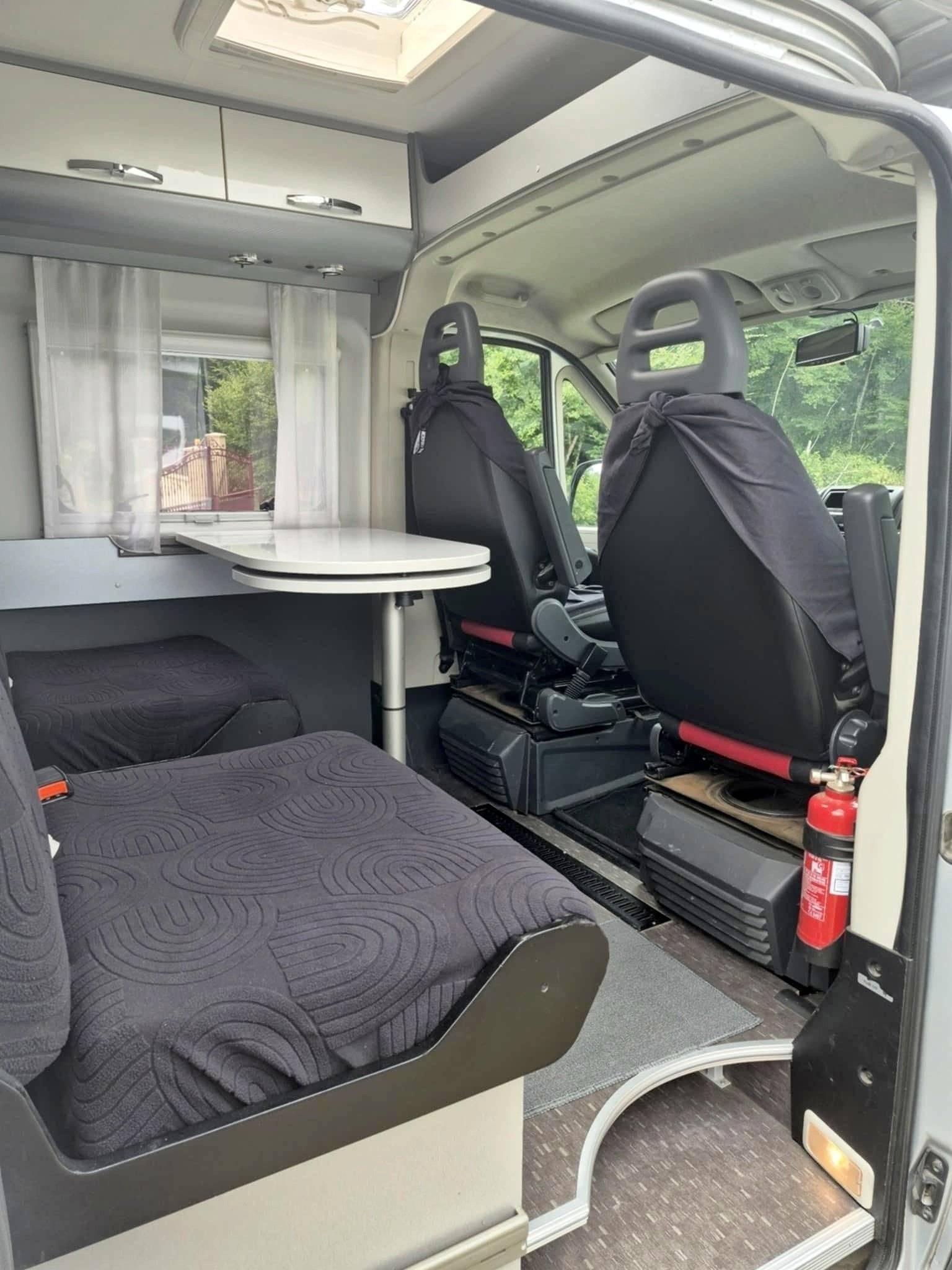 Eethoek Fiat 2,3 l 130 ch - Yescapa