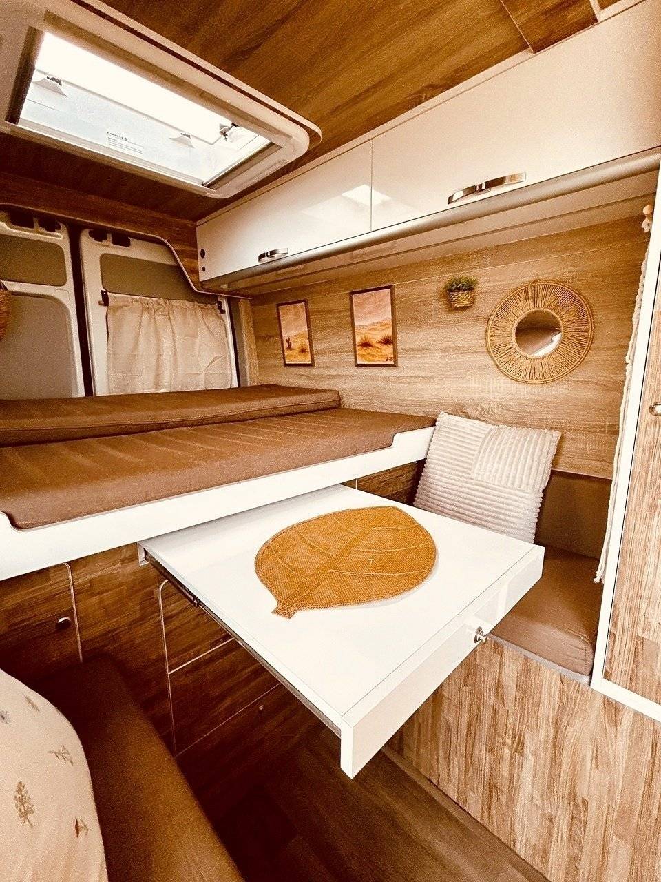 Berth Volkswagen - Yescapa
