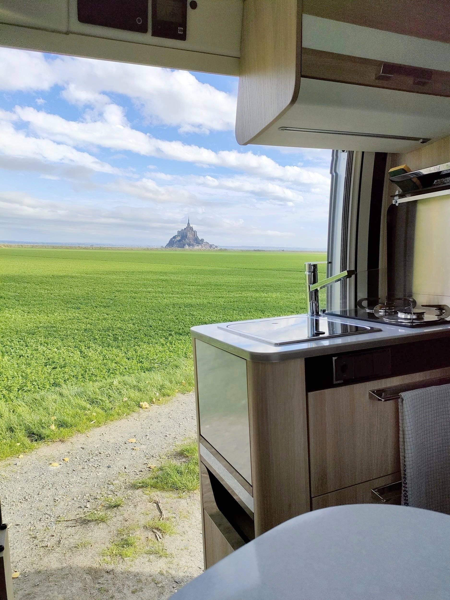 Campérêve 643 LIMITED