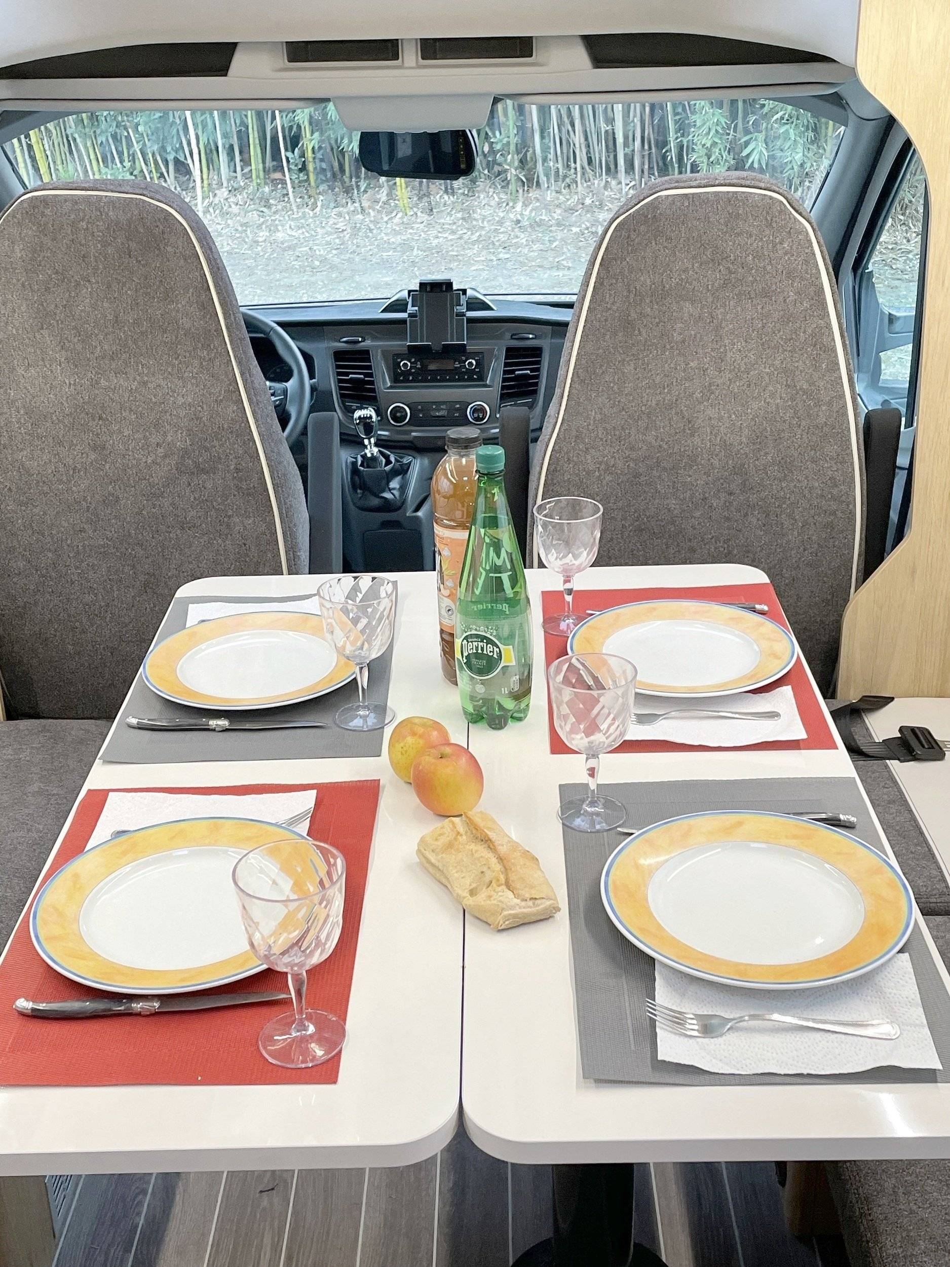 C.I. Ford Transit 170