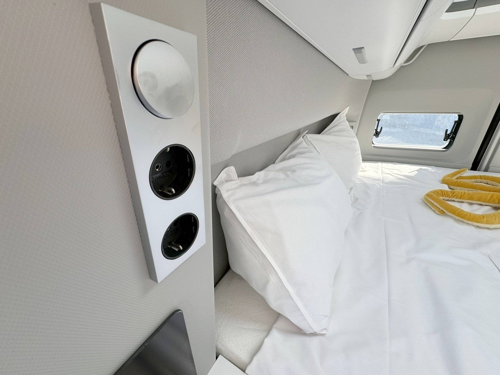 VOLKSWAGEN GRAND CALIFORNIA 600