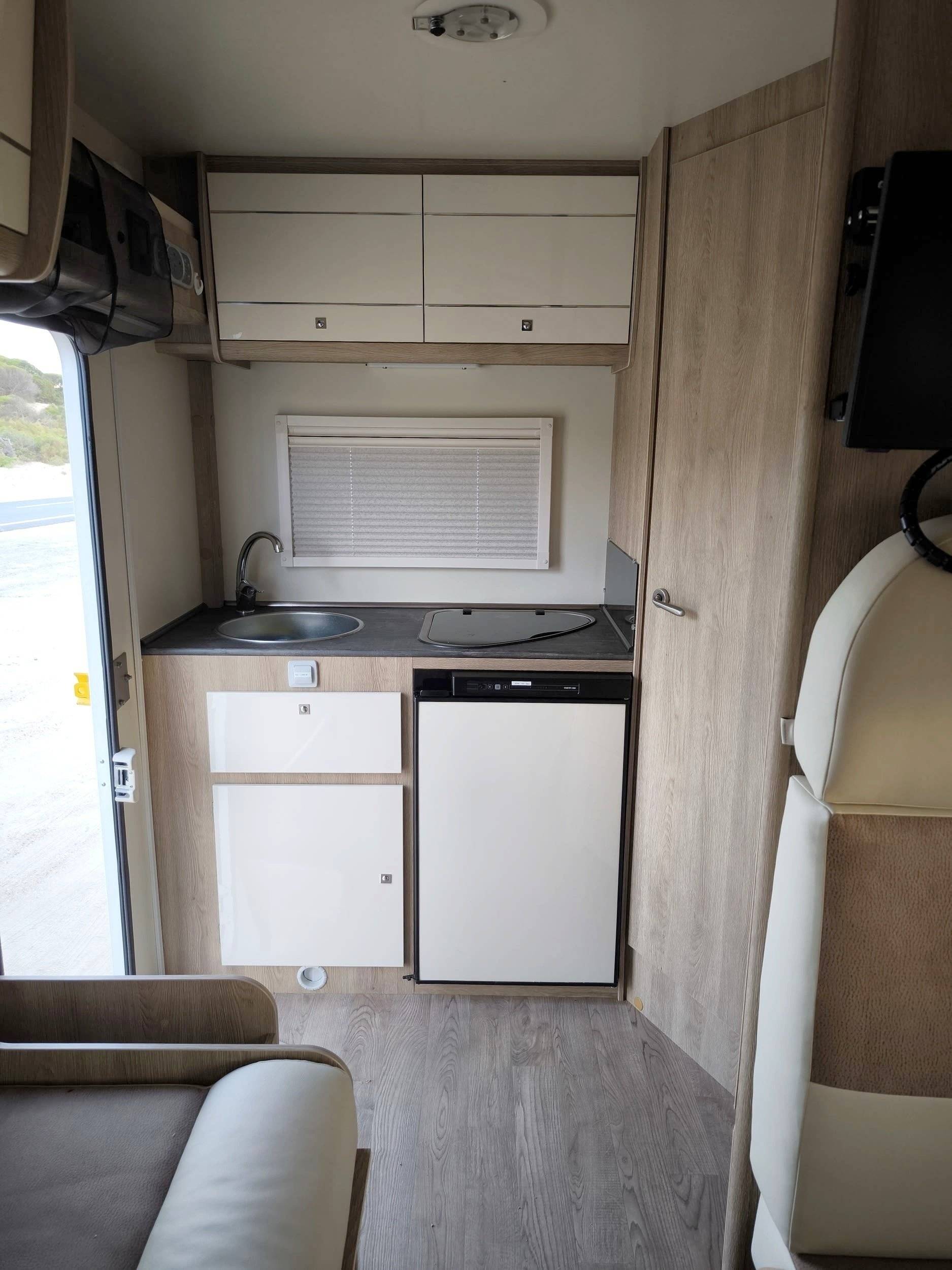 Coin cuisine Citroën Jumper 2,0 l 130 ch - Yescapa