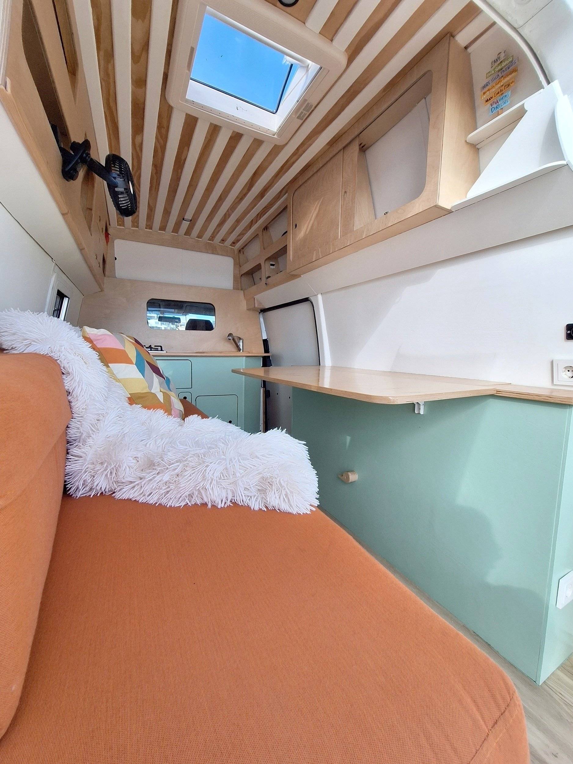 eu Volkswagen Transporter T6 TDI BM long