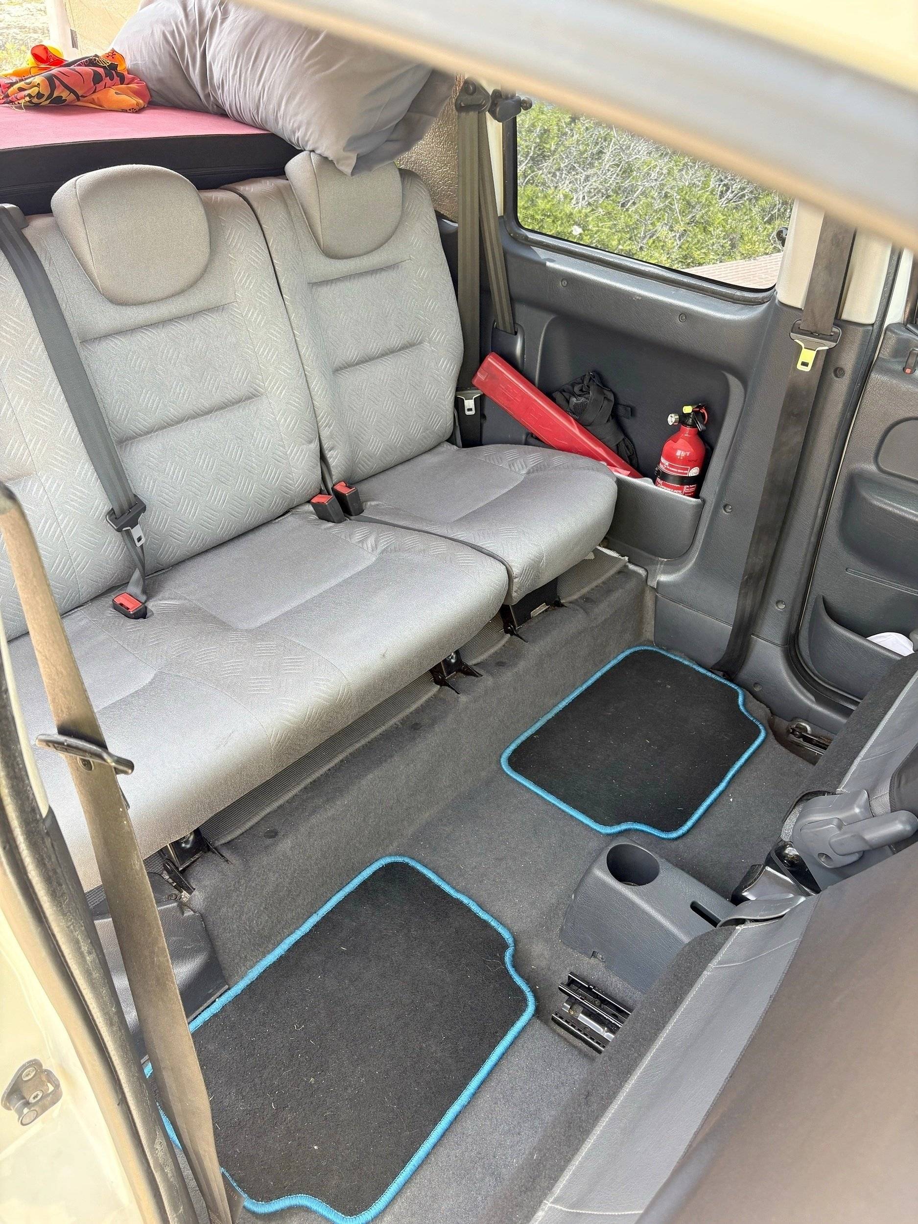 Coin repas Citroën Berlingo - Yescapa