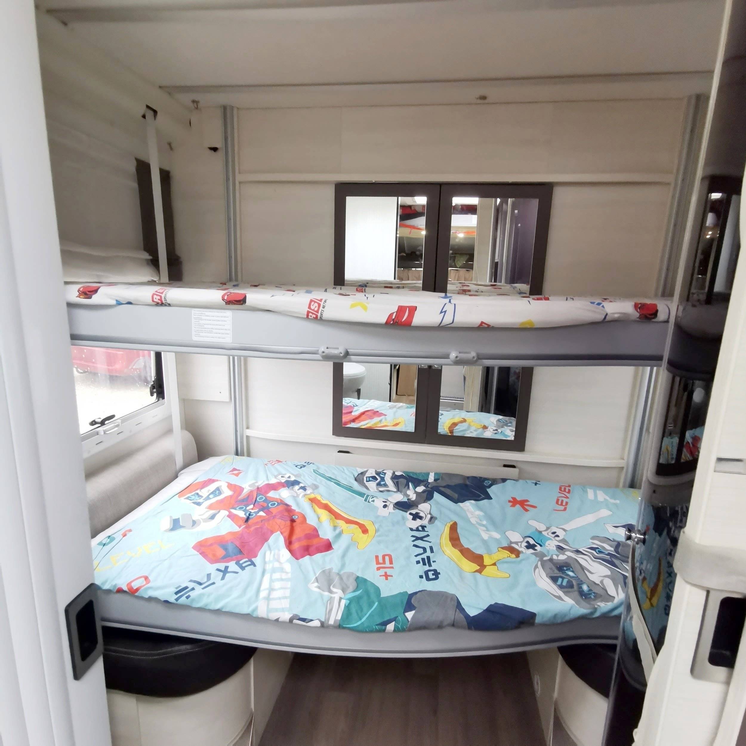 Chausson Chausson 716