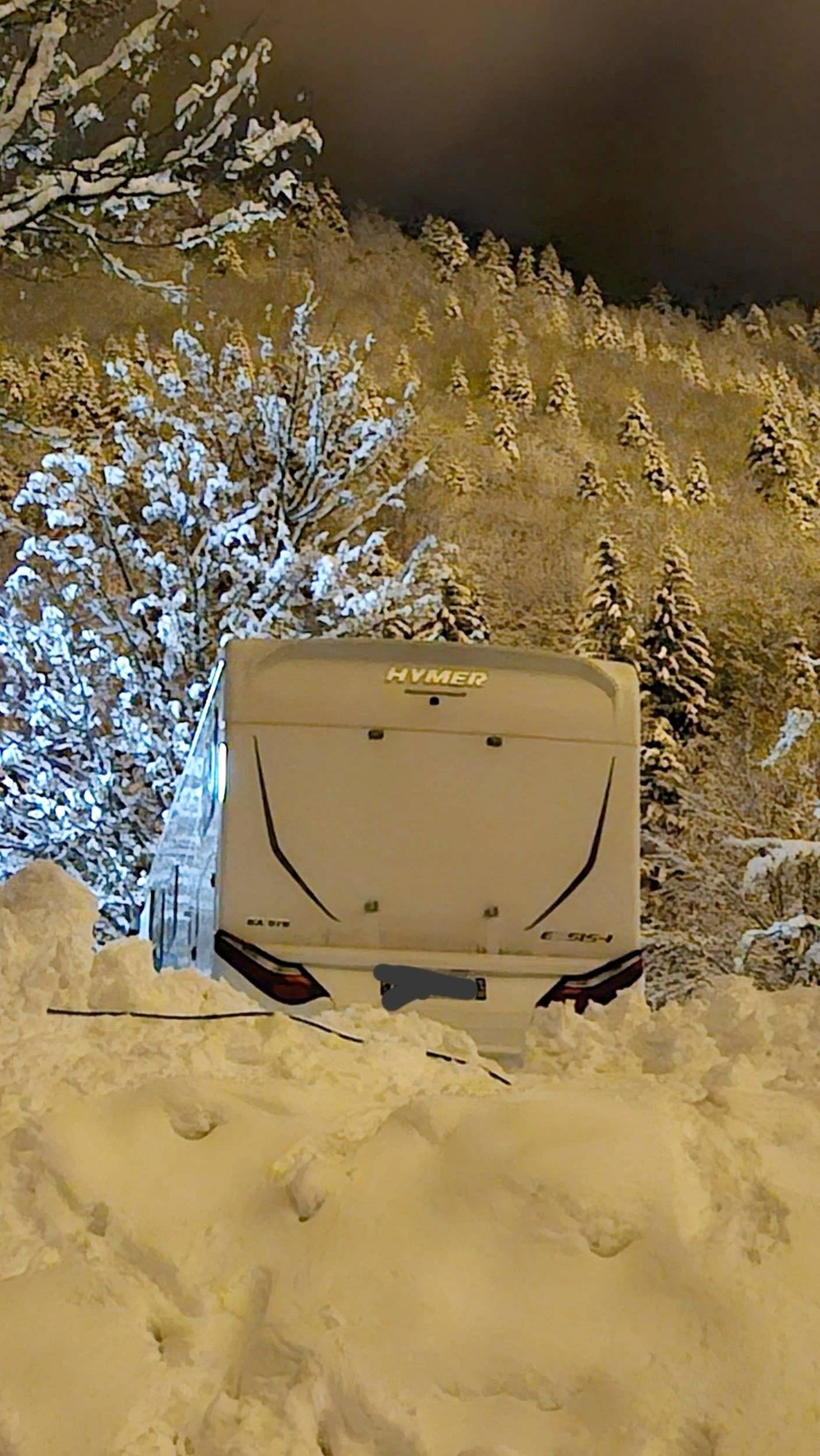 Hymer Exisis-i 678